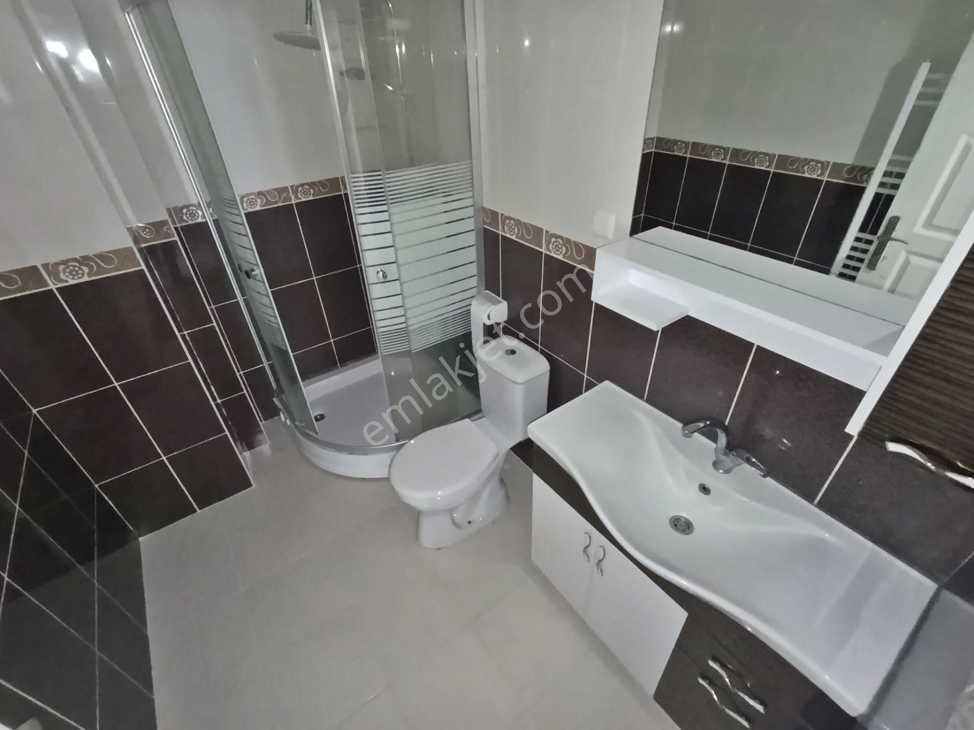 Caddeye 1 Bina! Arakat/ön Cephe 120² Okul Dibi Asansörlü Kiralık - Görsel 5