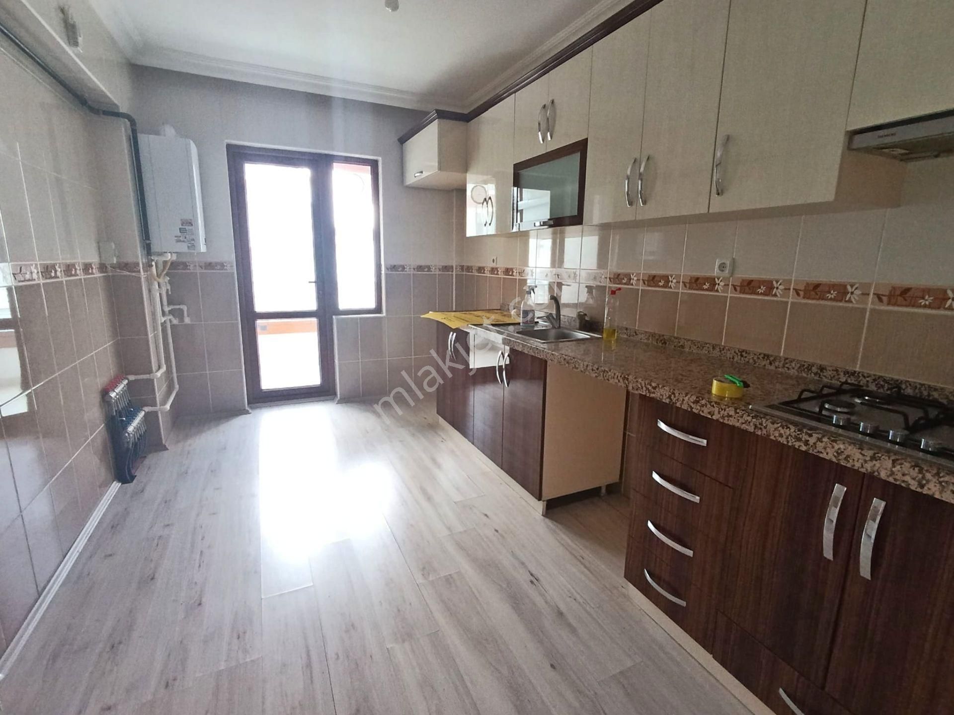 Caddeye 1 Bina! Arakat/ön Cephe 120² Okul Dibi Asansörlü Kiralık - Görsel 33