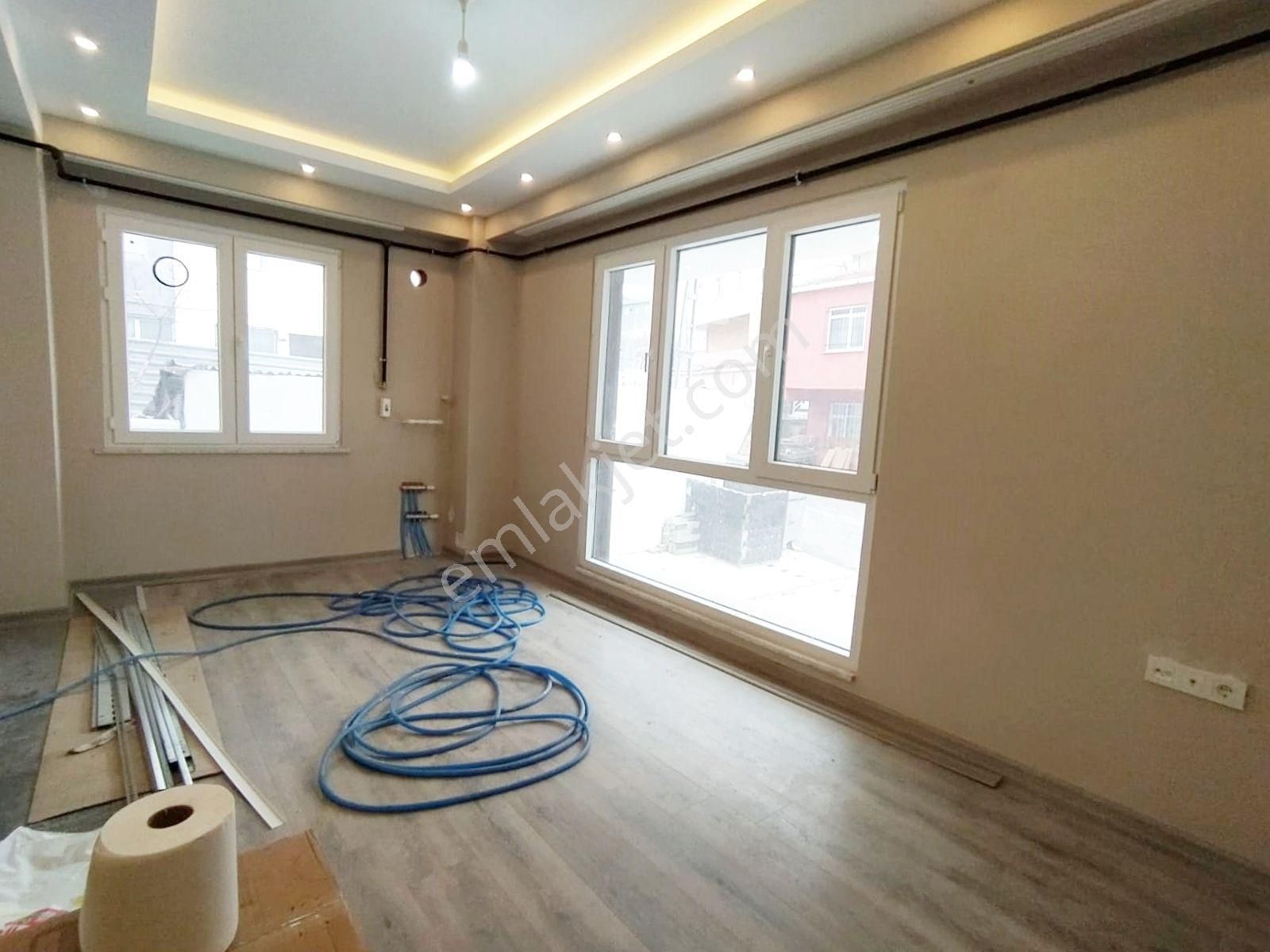 Adnan Kahveci Metroya Yürüme 1,5+1 İskanlı - Kredi Limitsiz Sıfır Daire - Görsel 2