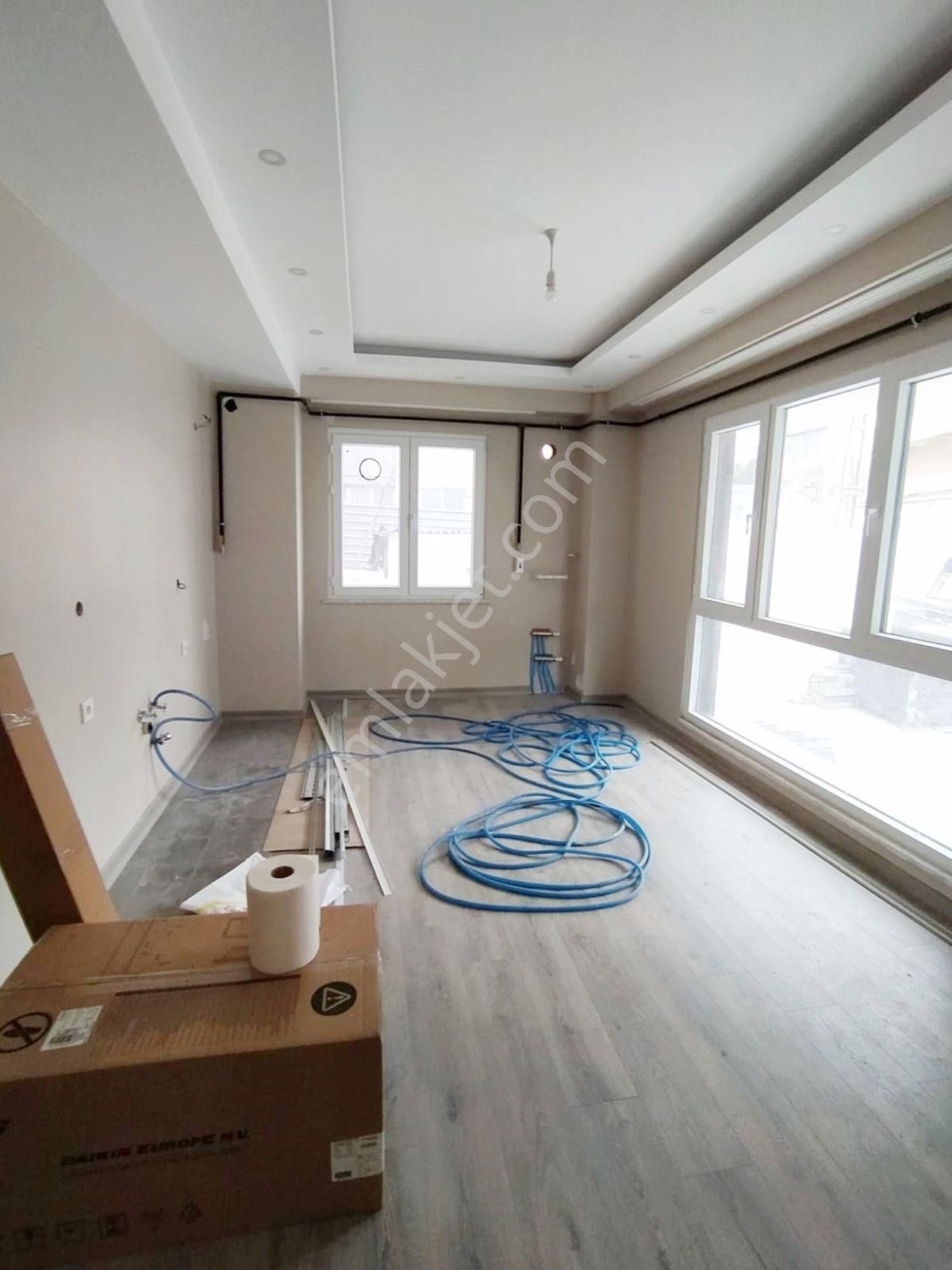 Adnan Kahveci Metroya Yürüme 1,5+1 İskanlı - Kredi Limitsiz Sıfır Daire - Görsel 3