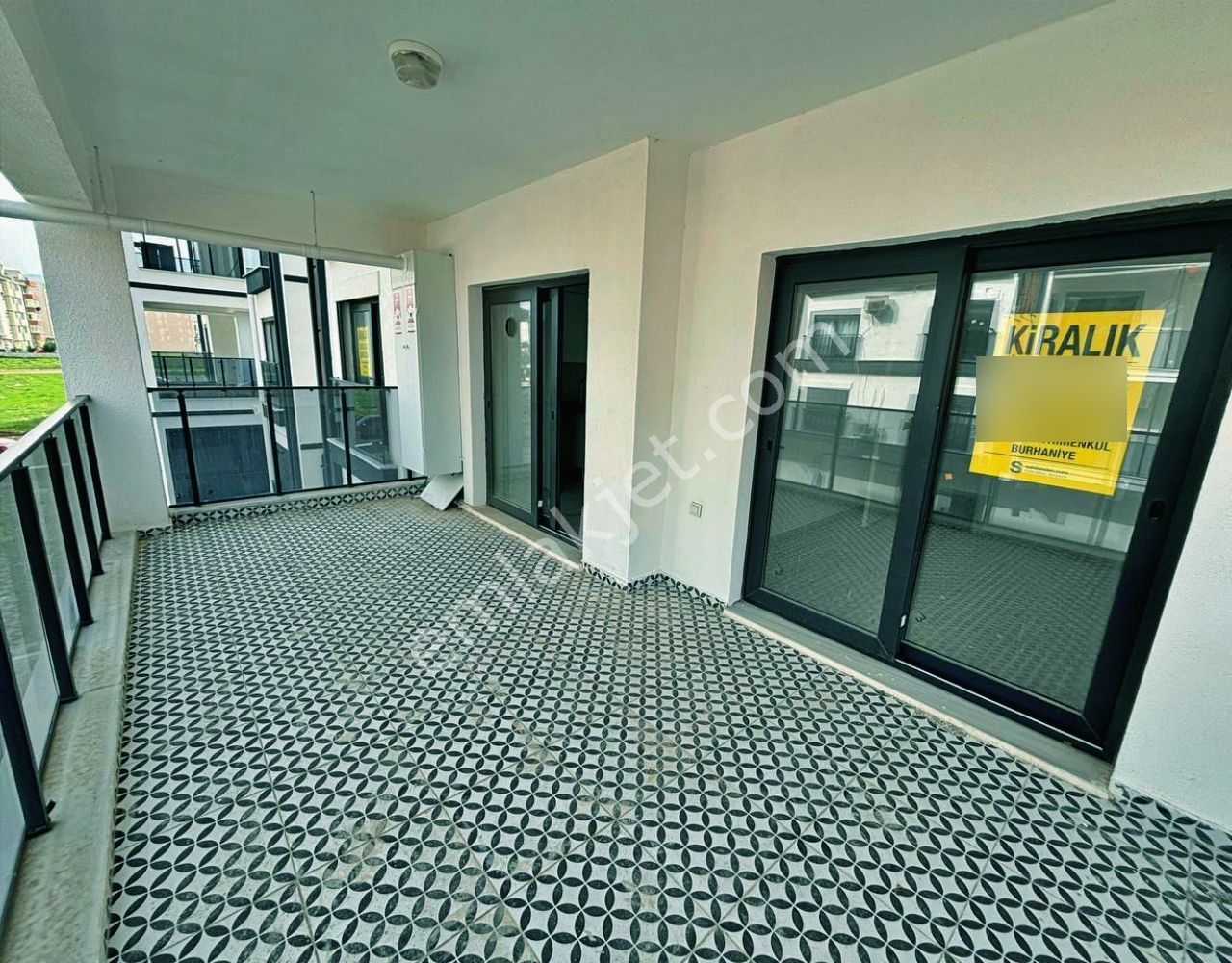 Uytundan Burhaniyede Havuzlu Sitede Doğalgazlı Kiralık 2+1 Daire - Görsel 2