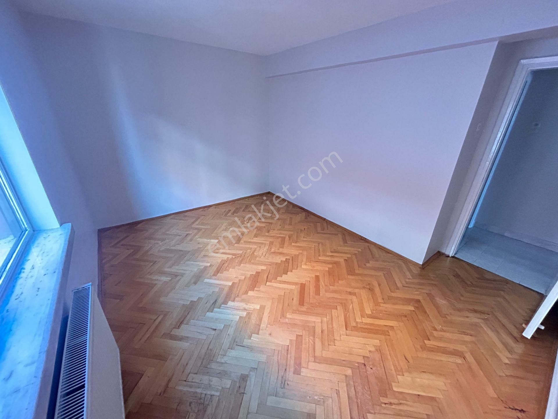 Taner'den Sokullu Cad'de 2+1 Orta Katta Manzaralı Salon Bağımsız - Görsel 35