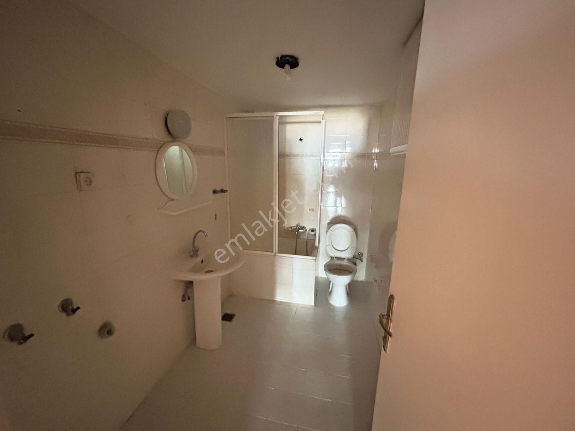 Taner'den Sokullu Cad'de 2+1 Orta Katta Manzaralı Salon Bağımsız - Görsel 27