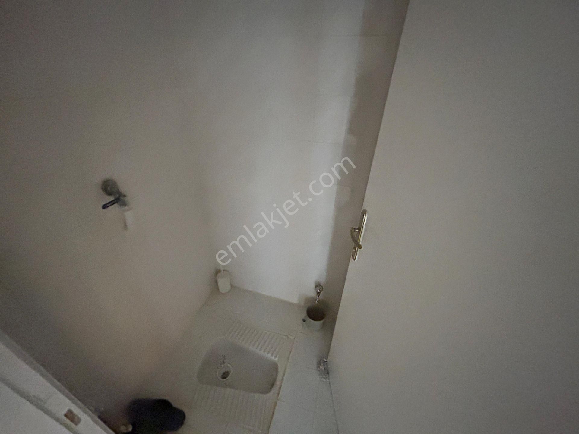 Taner'den Sokullu Cad'de 2+1 Orta Katta Manzaralı Salon Bağımsız - Görsel 26