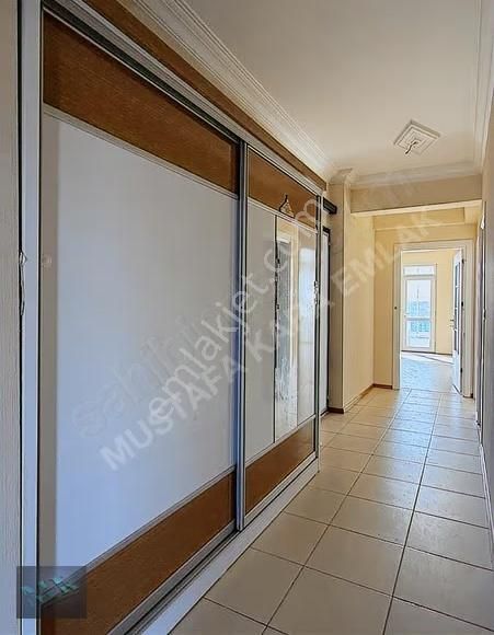 Mustafa Kara'dan Meram Uluırmak Da Cadde Cephe Satılık 3+1 - Görsel 4