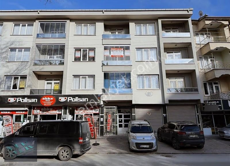 Mustafa Kara'dan Meram Uluırmak Da Cadde Cephe Satılık 3+1 - Görsel 12