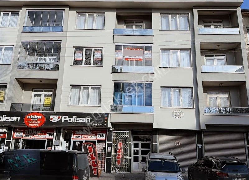 Mustafa Kara'dan Meram Uluırmak Da Cadde Cephe Satılık 3+1 - Görsel 1