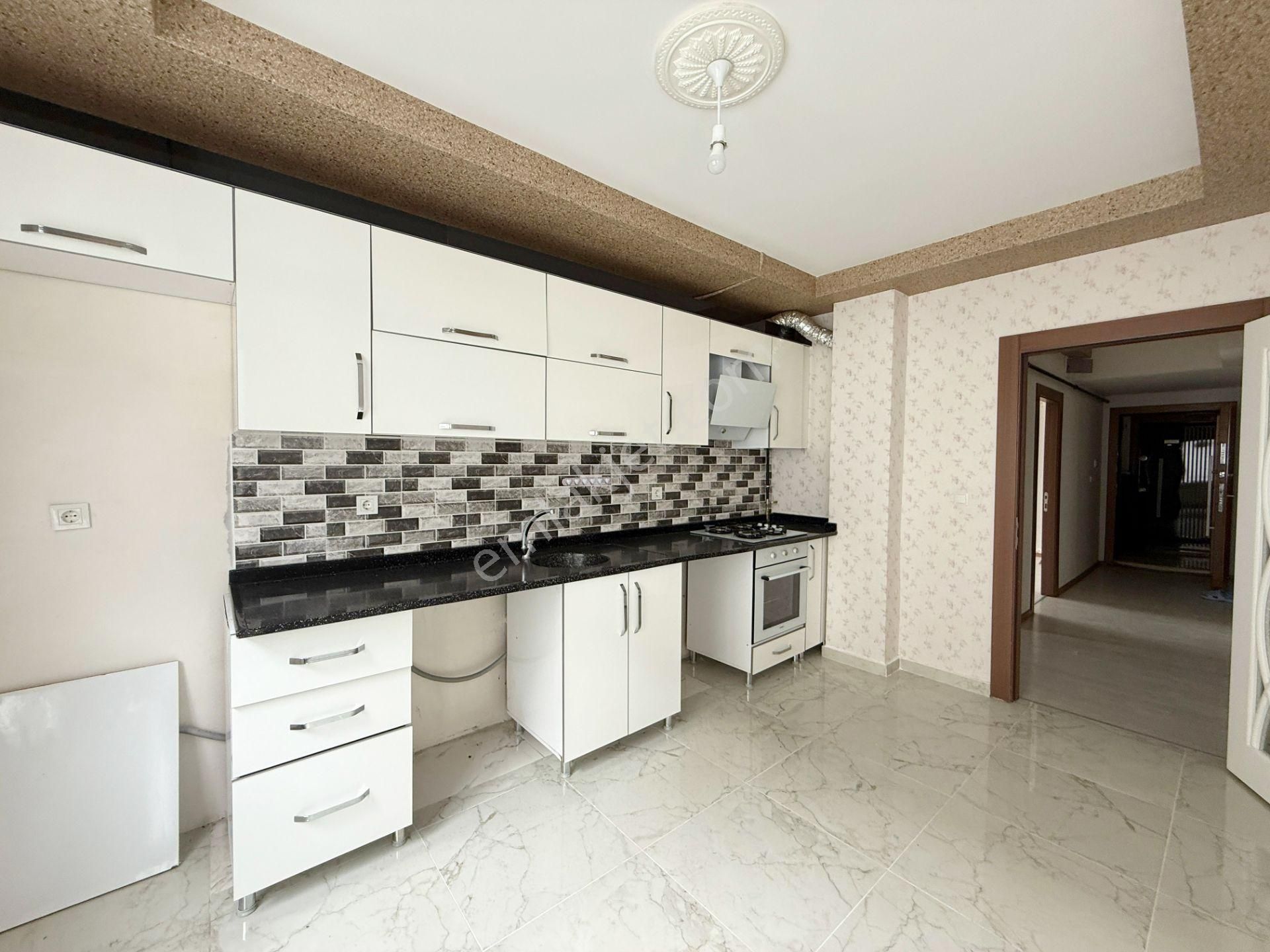 Keciören Hisar Mahallesinde Ara Katta 3+1 Fırsat Daire ** - Görsel 4