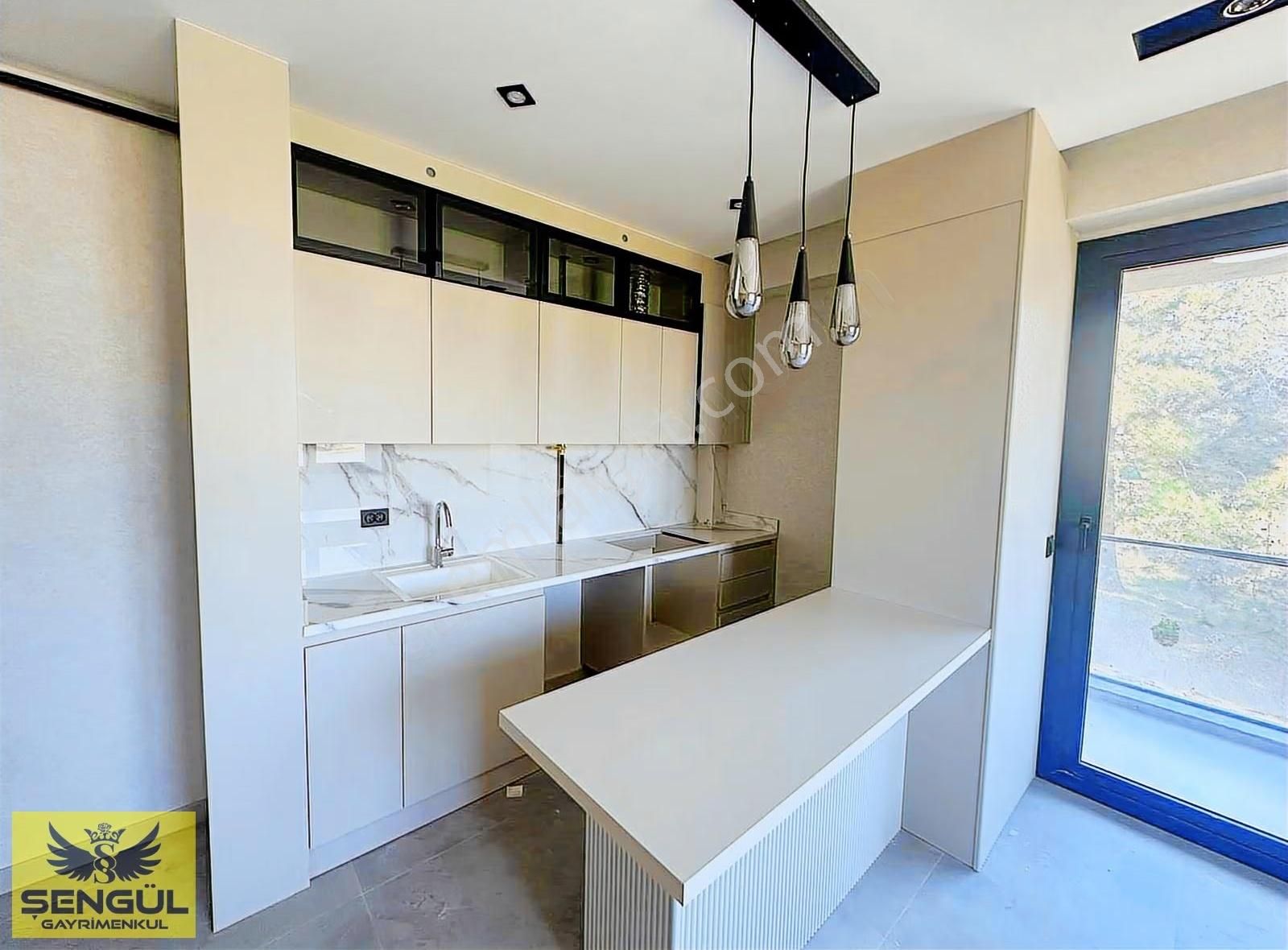 Şengül Gayrimenkul'den 1+1 Satılık Lüks Apartlar