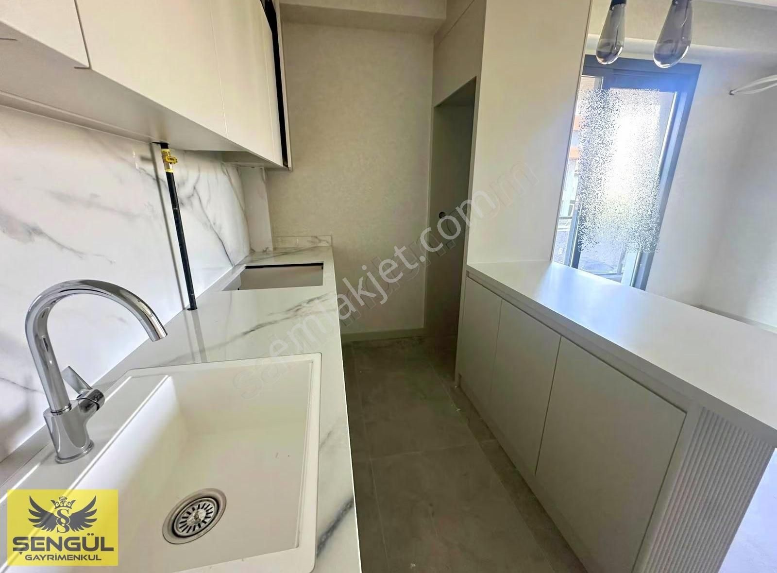Şengül Gayrimenkul'den 1+1 Satılık Lüks Apartlar - Görsel 33