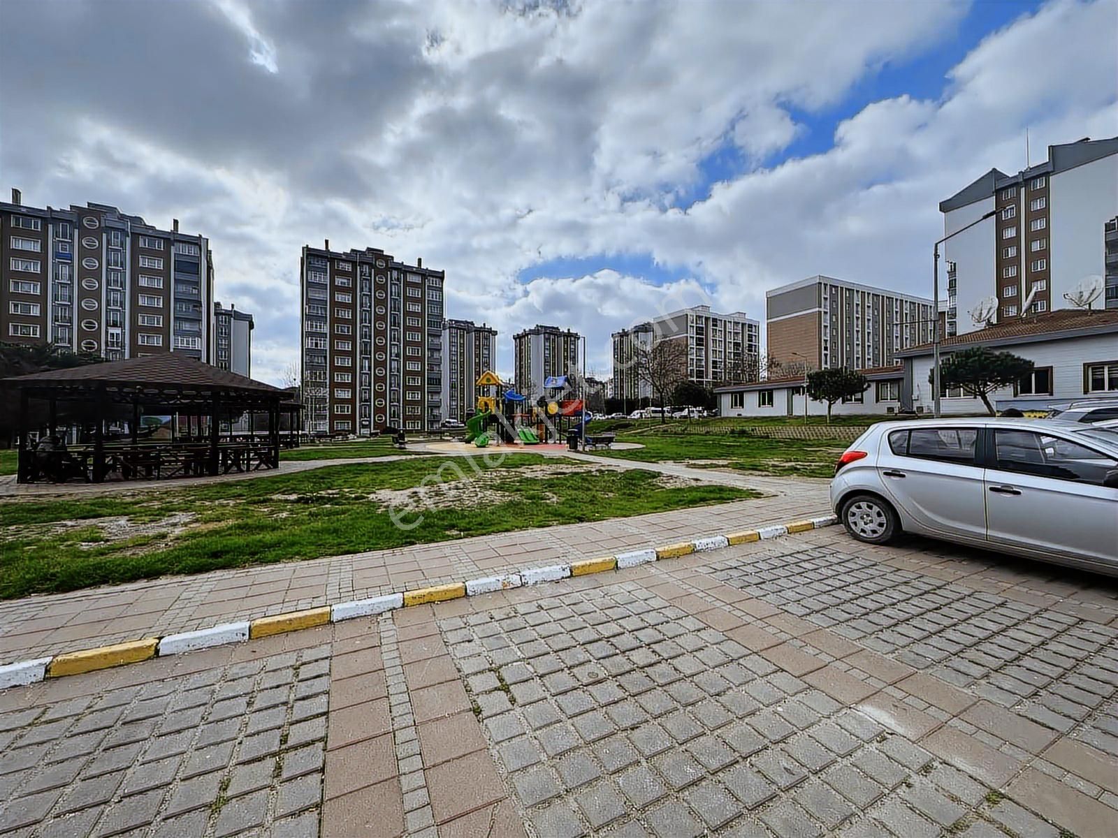 Silivri Kiptaş 1 Konutlarında Full Eşyalı Kiralık Daire - Görsel 4