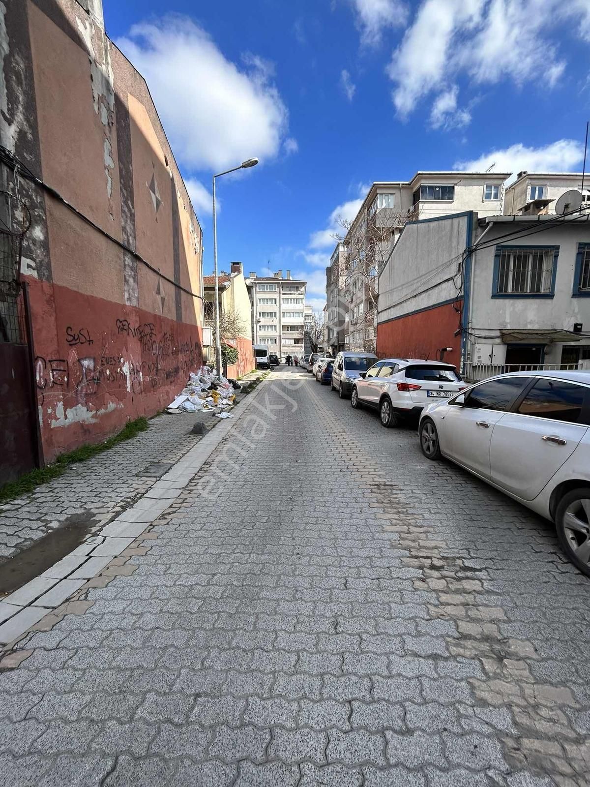 Sefaköy Kemalpaşa'da Satılık 2+1 Daire, Metrobüse 5 Dk! - Görsel 3