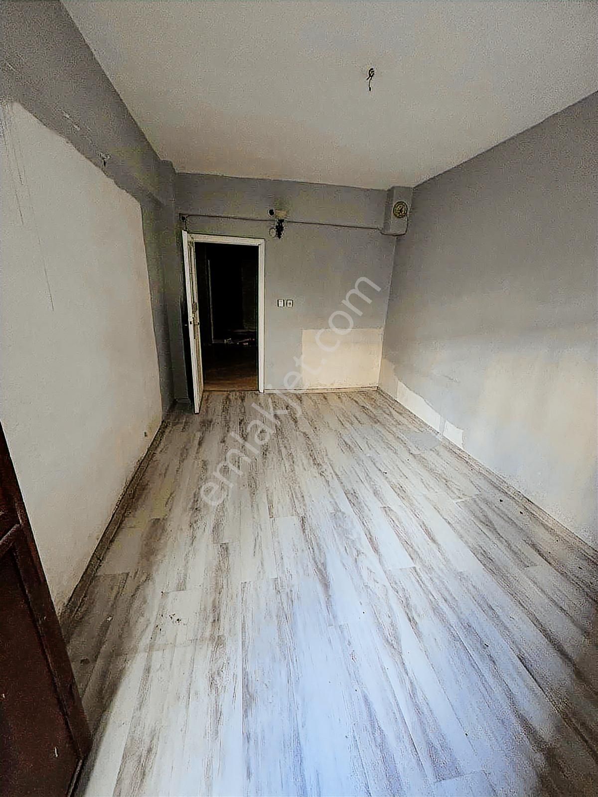 Sefaköy Kemalpaşa'da Satılık 2+1 Daire, Metrobüse 5 Dk! - Görsel 18