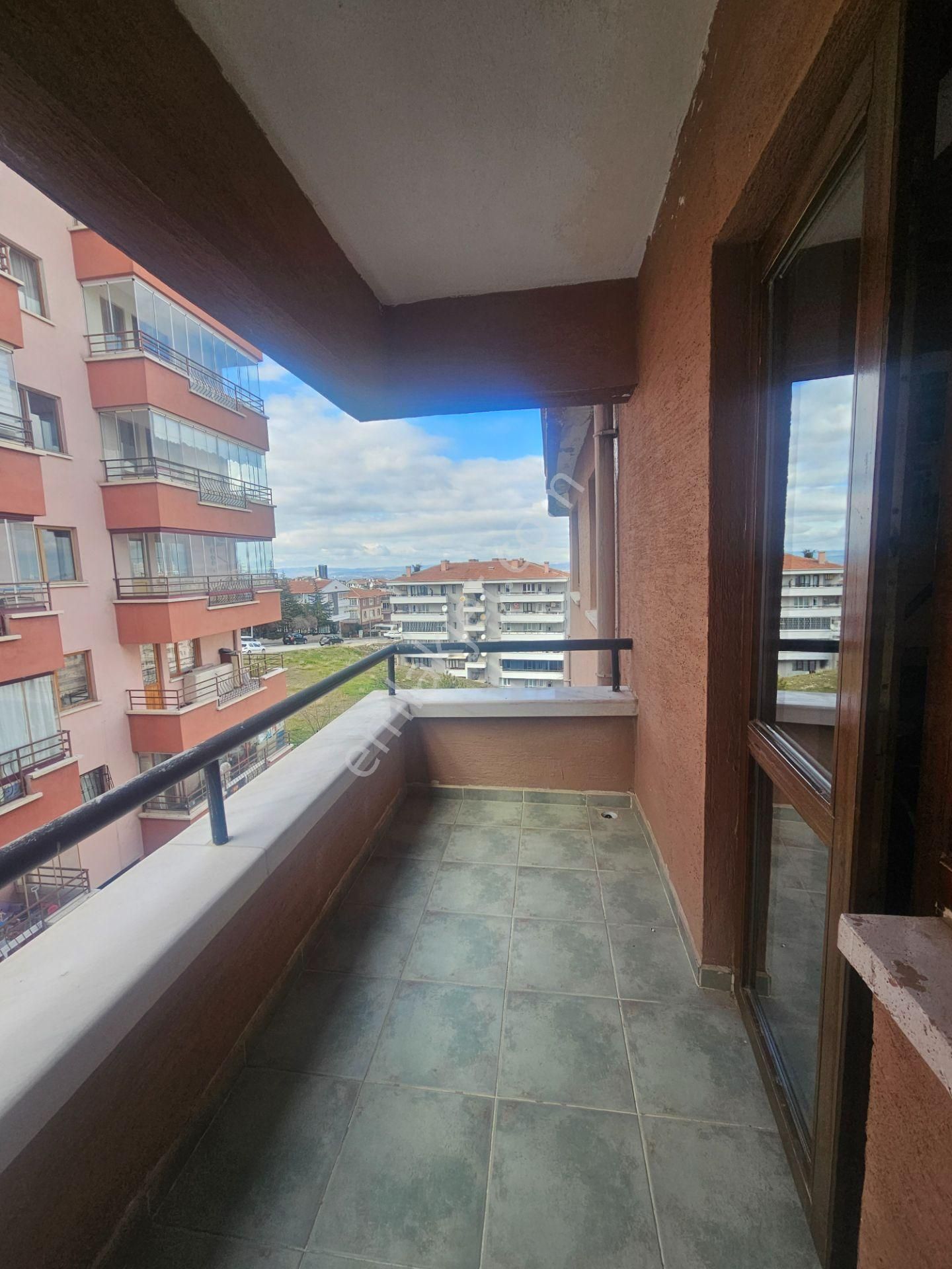 Çankaya Öveçler 1048 Cadde 'de Acil Satılık 5+1 Dubleks Daire - Görsel 25