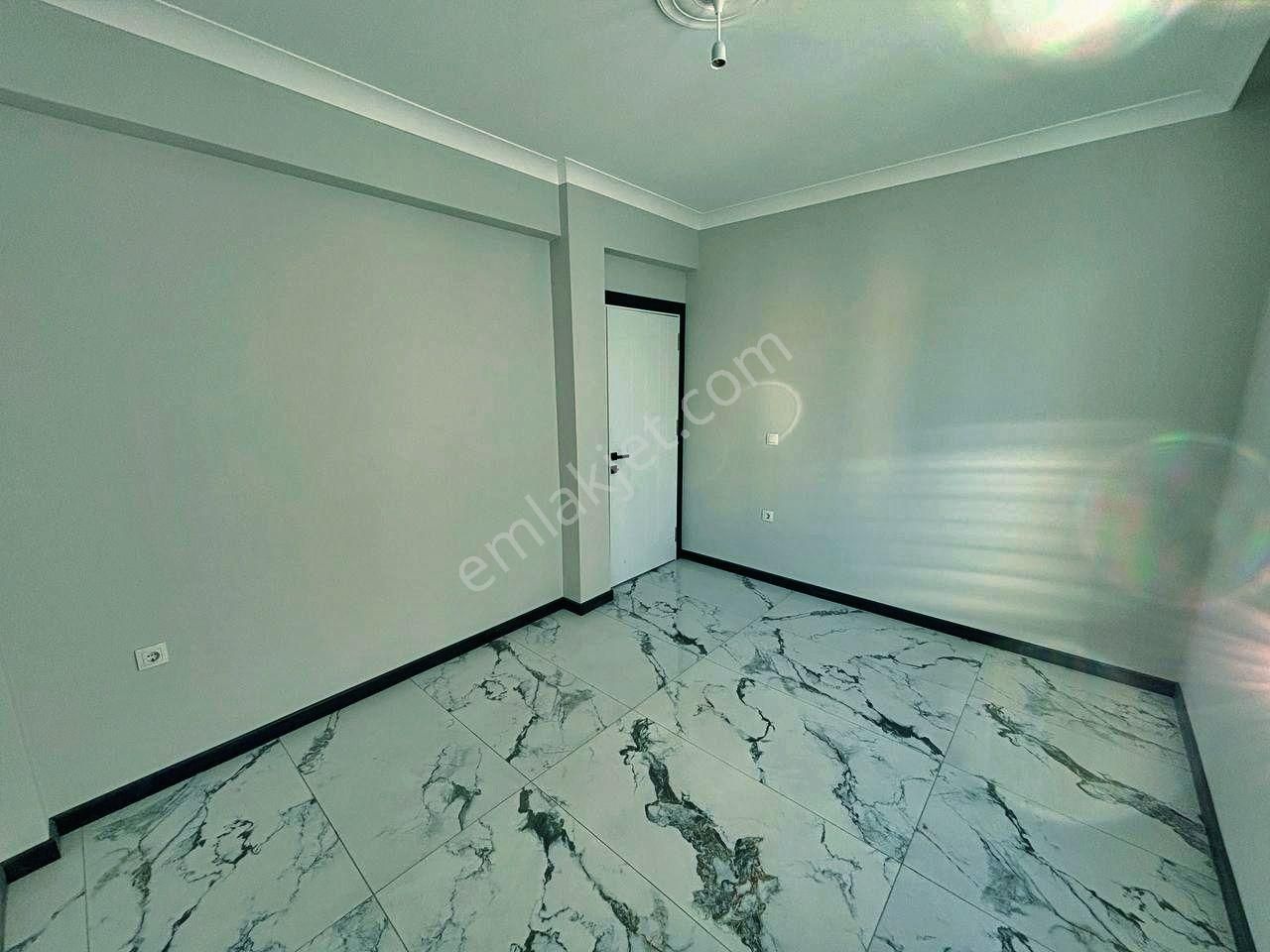 Uytundan Burhaniye Bademalanında Yerden Isıtmalı Arakat 2+1daire - Görsel 14