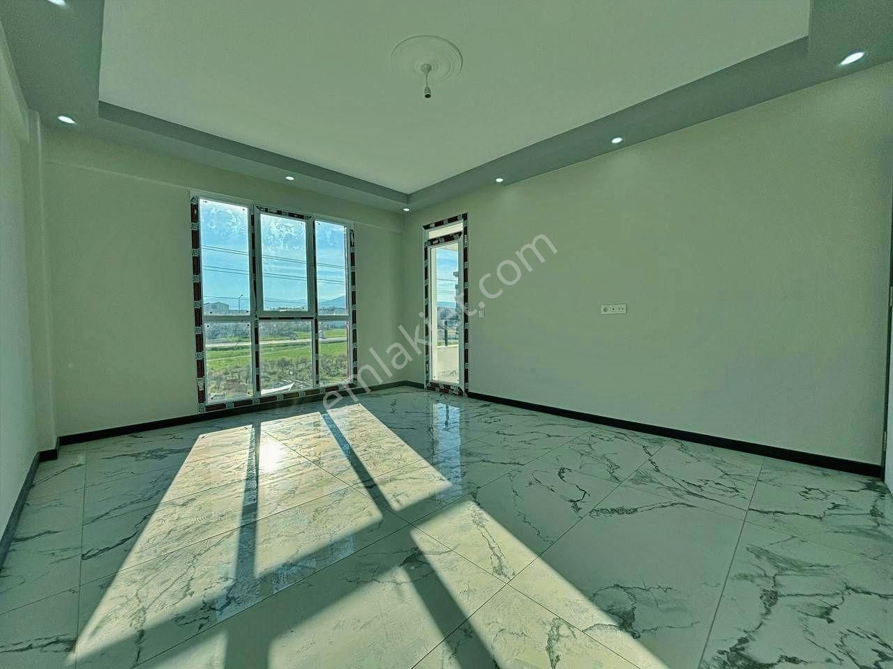 Uytundan Burhaniye Bademalanında Yerden Isıtmalı Arakat 2+1daire - Görsel 31