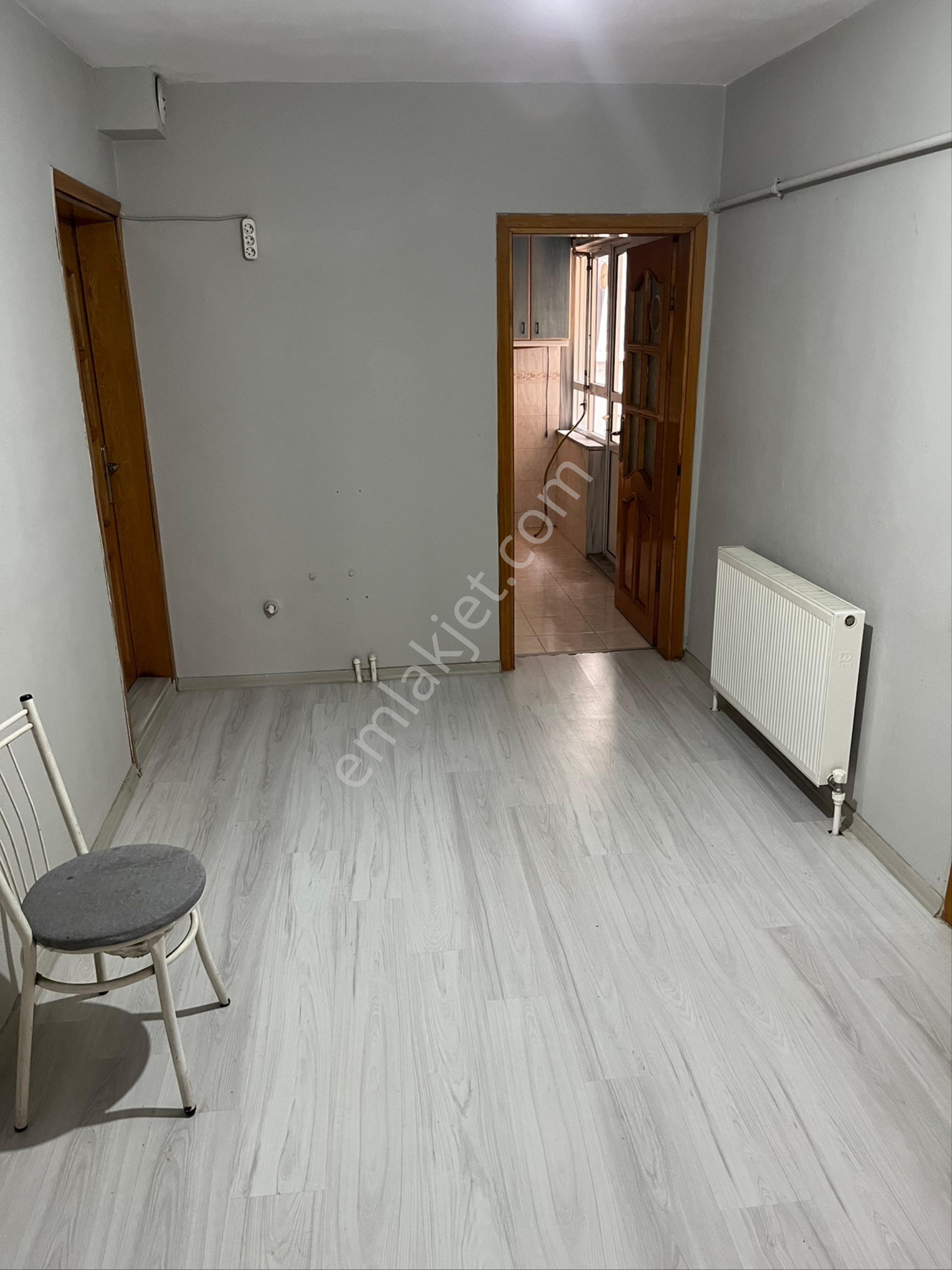 İyi Konumda Okullara Yakın Aile Apartmanı - Görsel 14