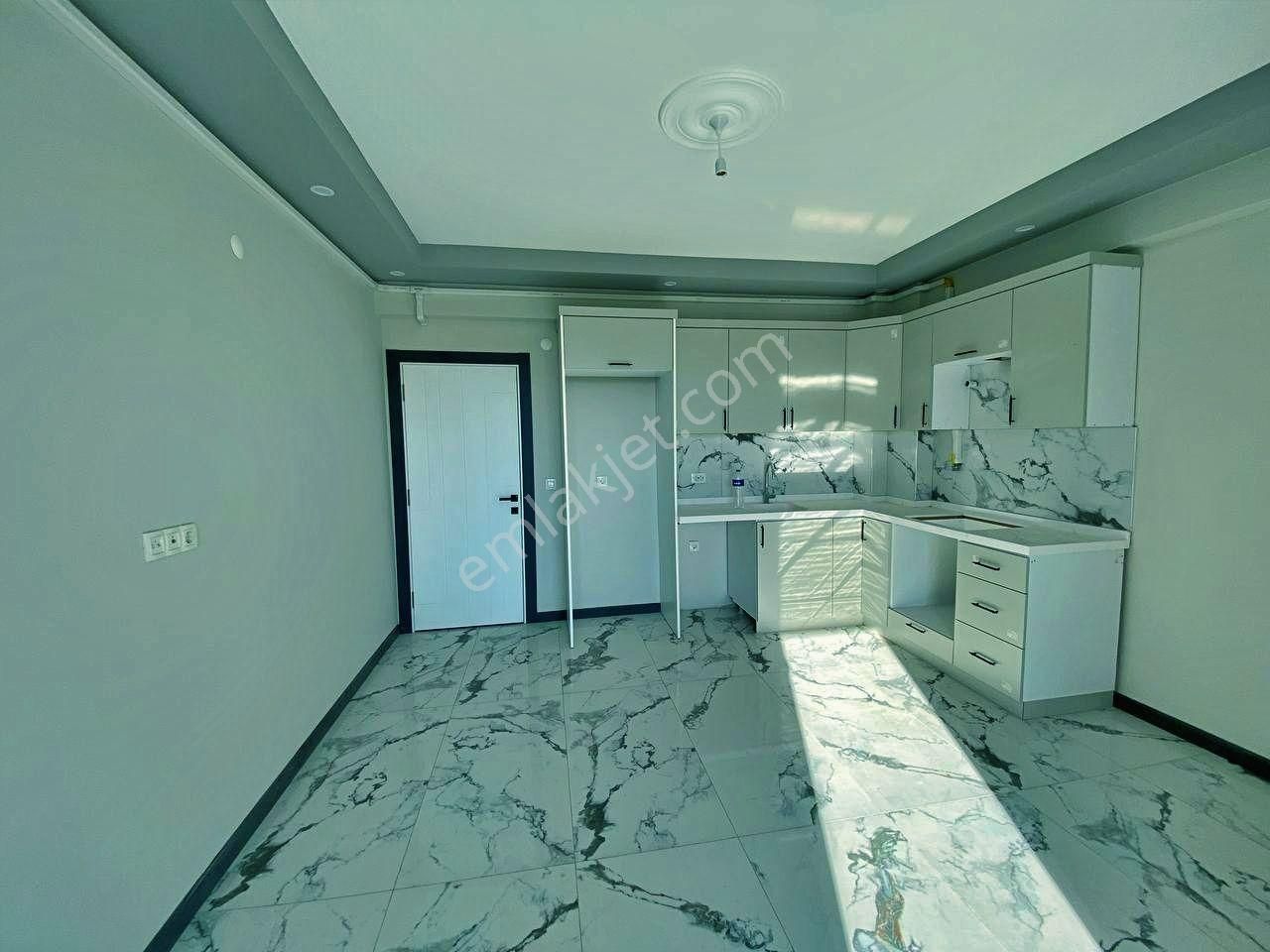 Uytundan Burhaniye Bademalanında Yerden Isıtmalı Arakat 1+1daire - Görsel 3