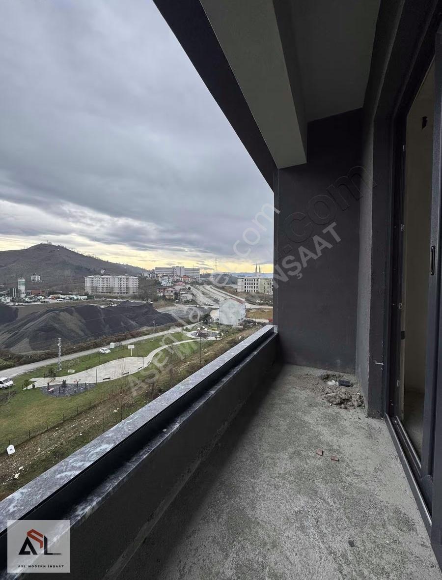Cumhuriyet Mahallesi Sıfır Havuz Cepheli 1+1 Daire - Görsel 12
