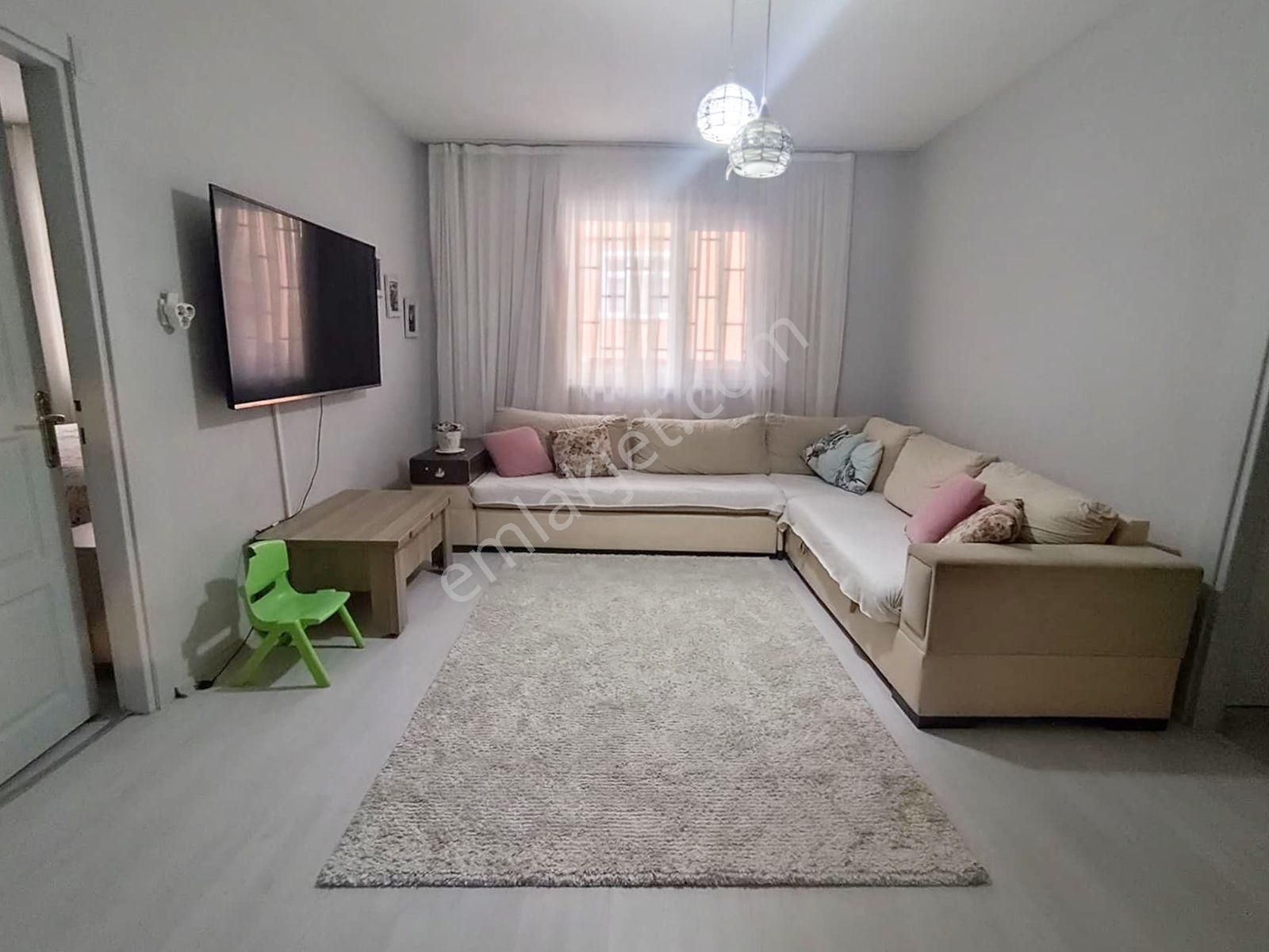 Adnan Kahveci Metroya Yürüme 36m2 Arsa Paylı 3+1 Yüksek Giriş