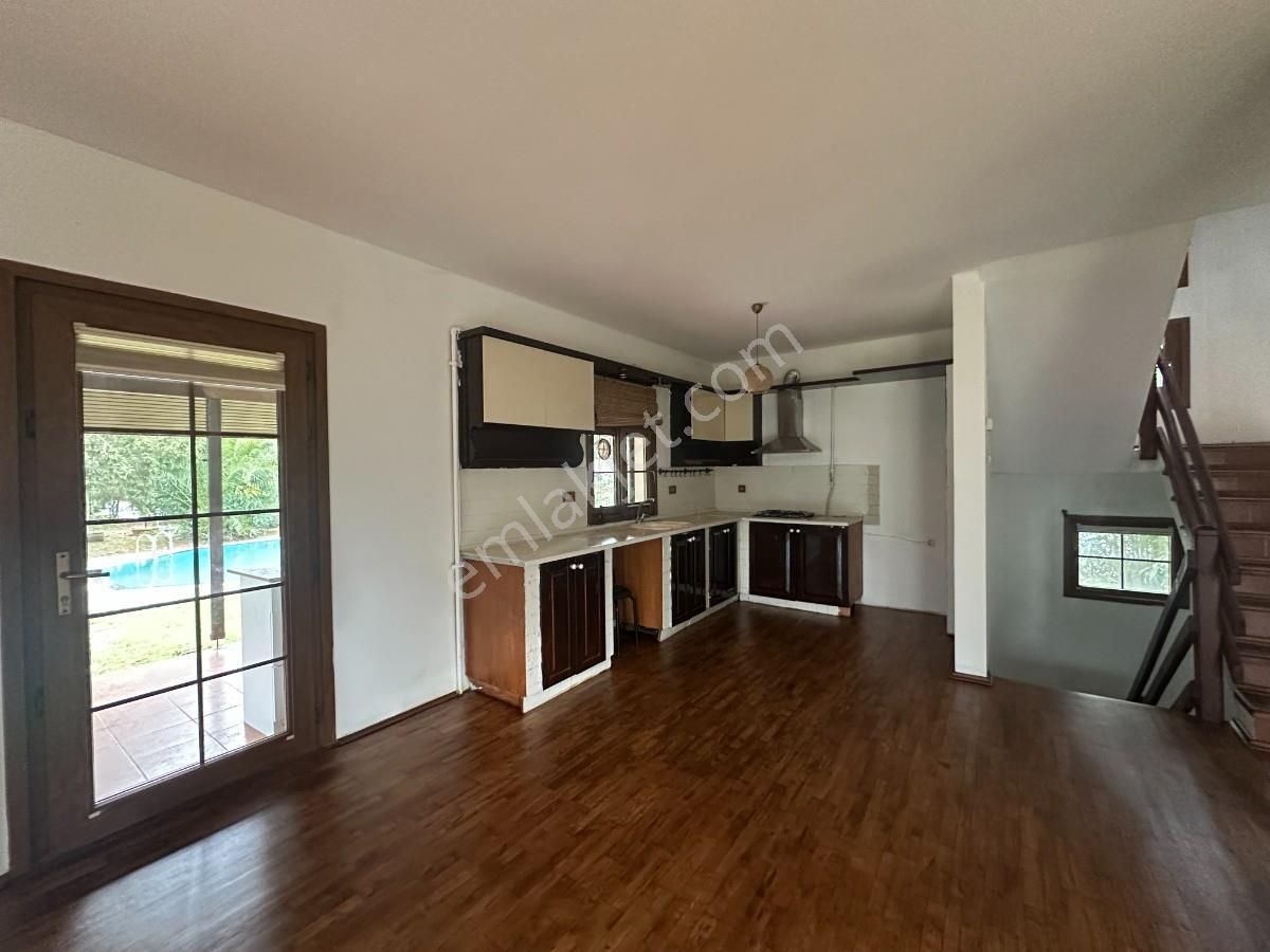 Turyap Tan Tuzla Masal Evlerin De 3+2 Kiralık Tripleks Villa - Görsel 9