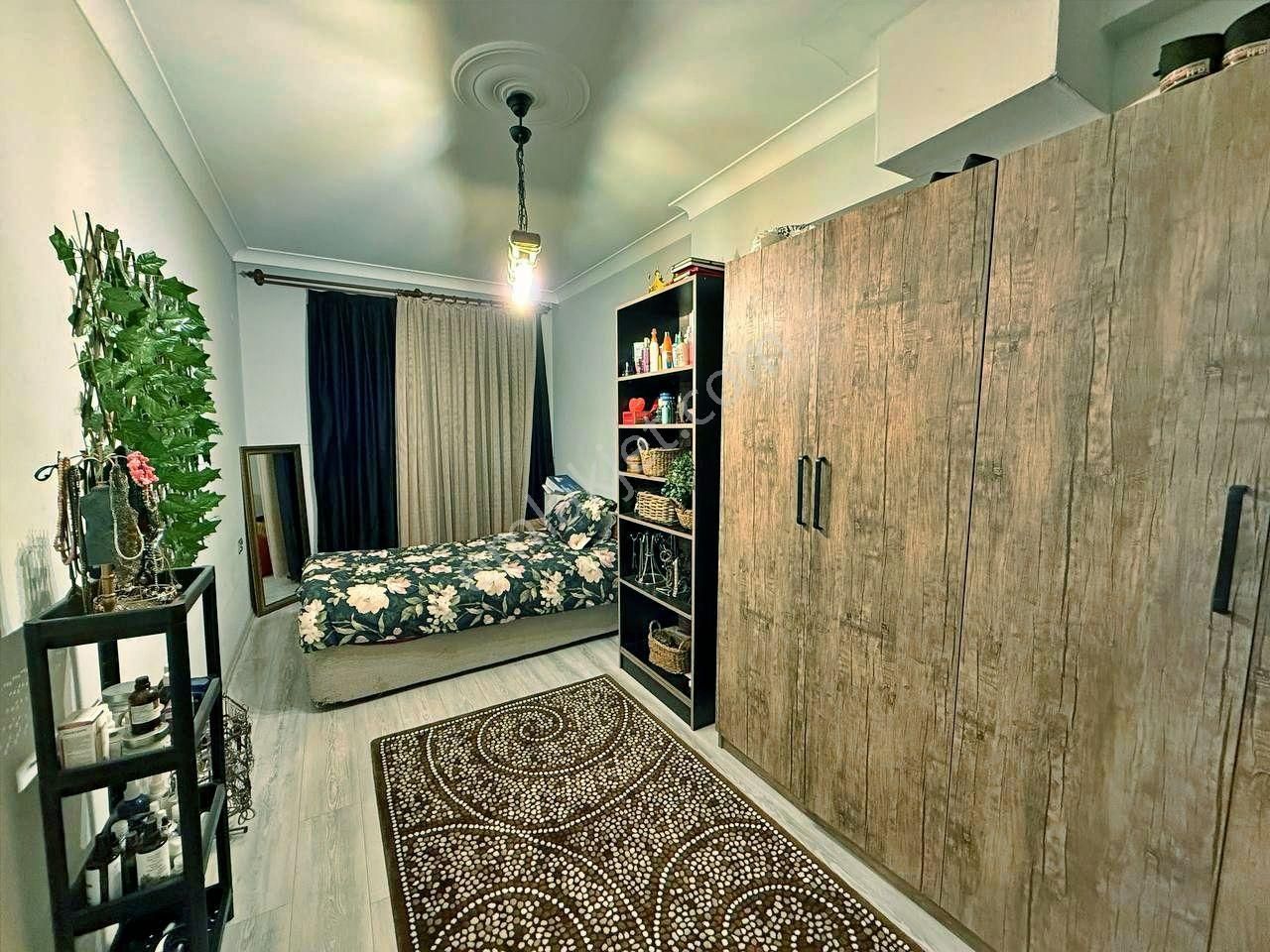 Uytundan Edremitte Lüks Tasarım Eşyalı Doğalgazlı 2+1 Kiralık - Görsel 5