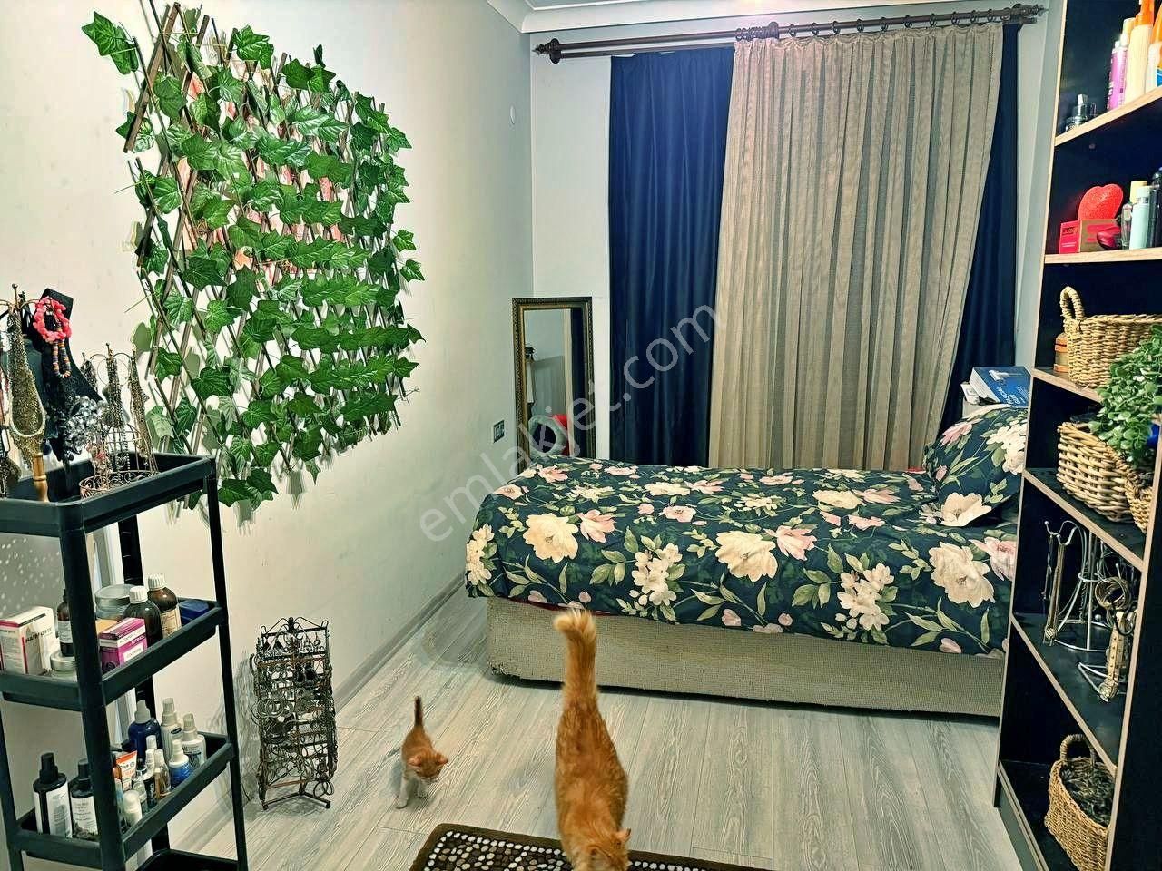 Uytundan Edremitte Lüks Tasarım Eşyalı Doğalgazlı 2+1 Kiralık - Görsel 21