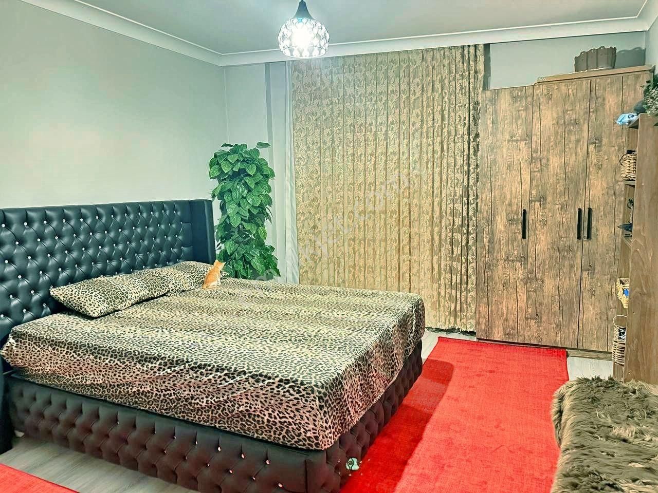 Uytundan Edremitte Lüks Tasarım Eşyalı Doğalgazlı 2+1 Kiralık - Görsel 17
