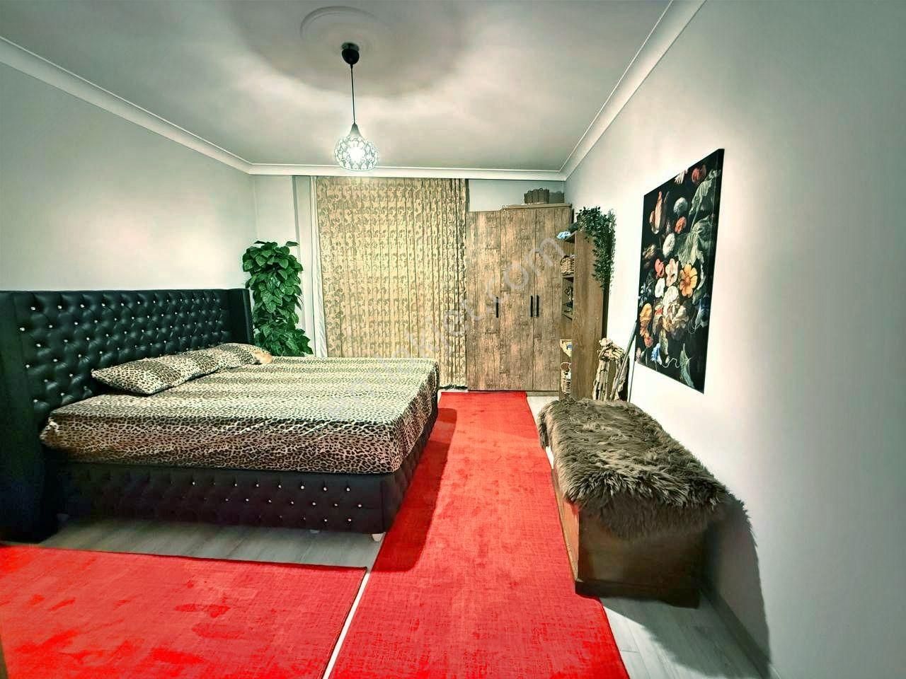 Uytundan Edremitte Lüks Tasarım Eşyalı Doğalgazlı 2+1 Kiralık - Görsel 15