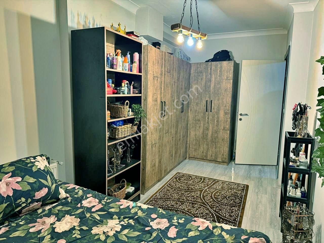 Uytundan Edremitte Lüks Tasarım Eşyalı Doğalgazlı 2+1 Kiralık - Görsel 18