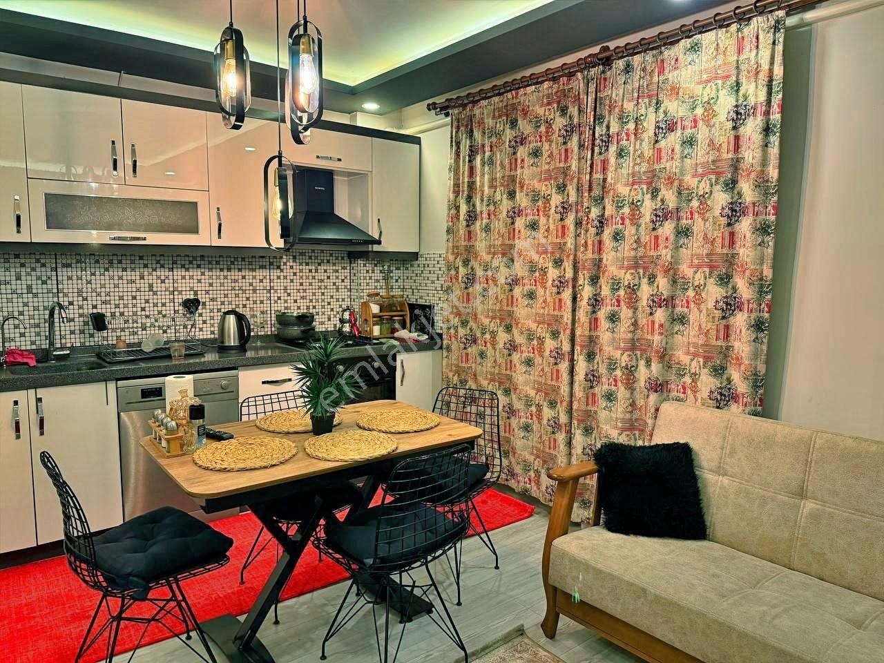 Uytundan Edremitte Lüks Tasarım Eşyalı Doğalgazlı 2+1 Kiralık - Görsel 29