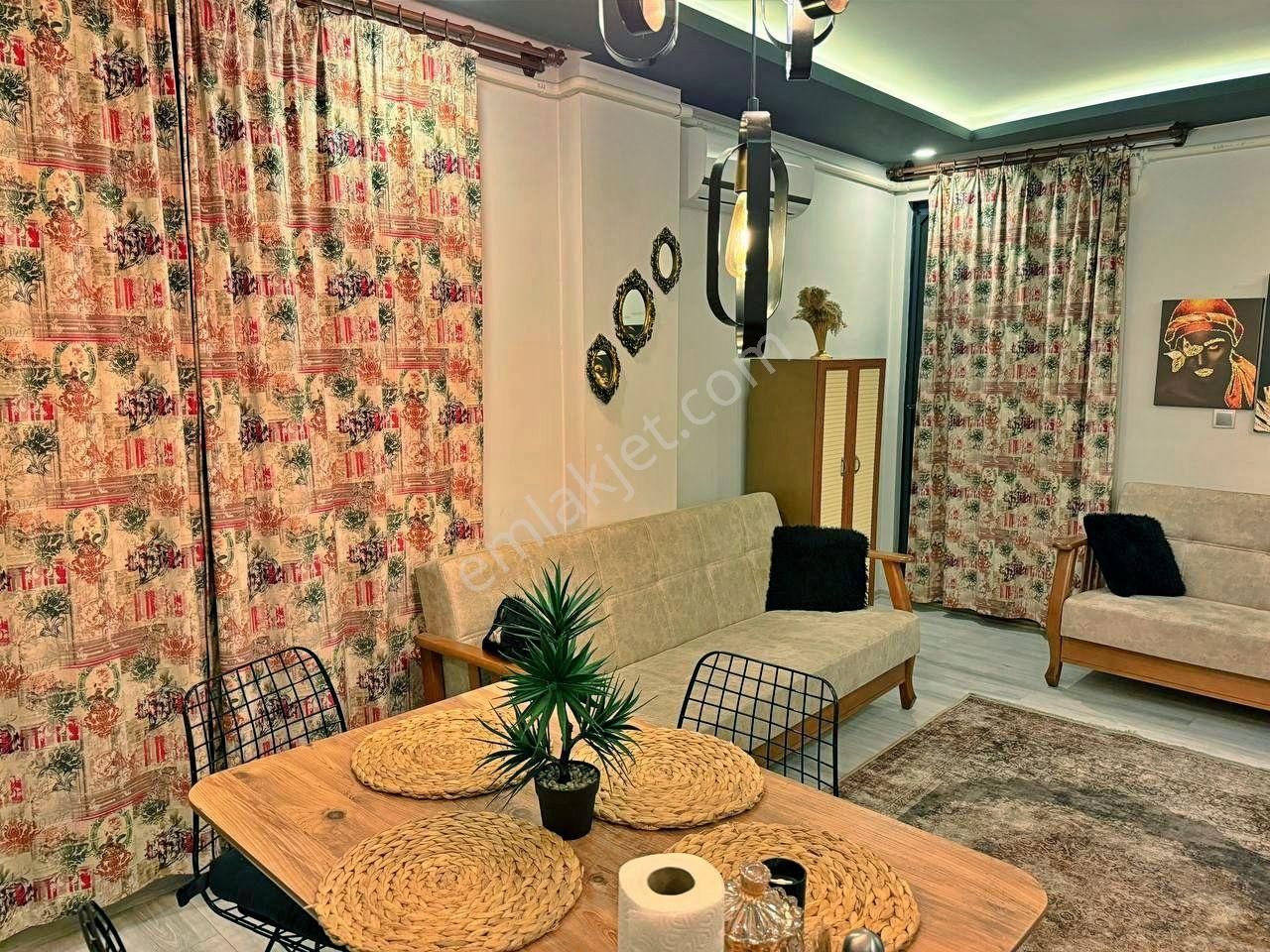 Uytundan Edremitte Lüks Tasarım Eşyalı Doğalgazlı 2+1 Kiralık - Görsel 33