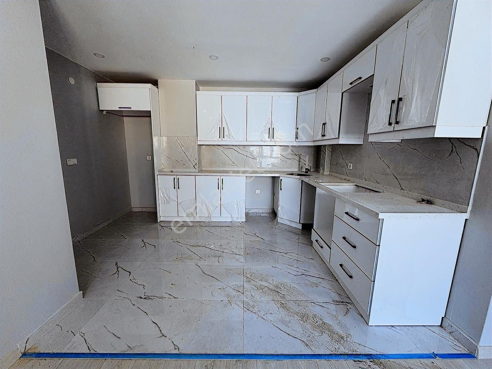 Mavigöl Mh Kiralık 2+1 Amerikan Mutfaklı Arakat Daire Balkonlu - Görsel 8