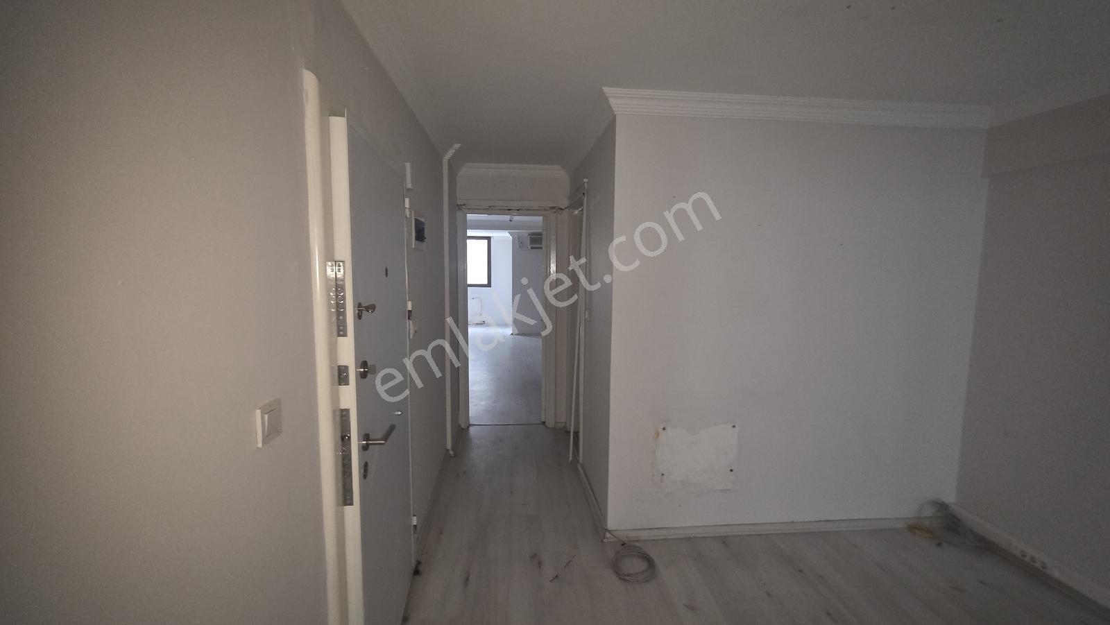 Alsancak Kıbrıs Şehitlerinde Ofis - Görsel 23