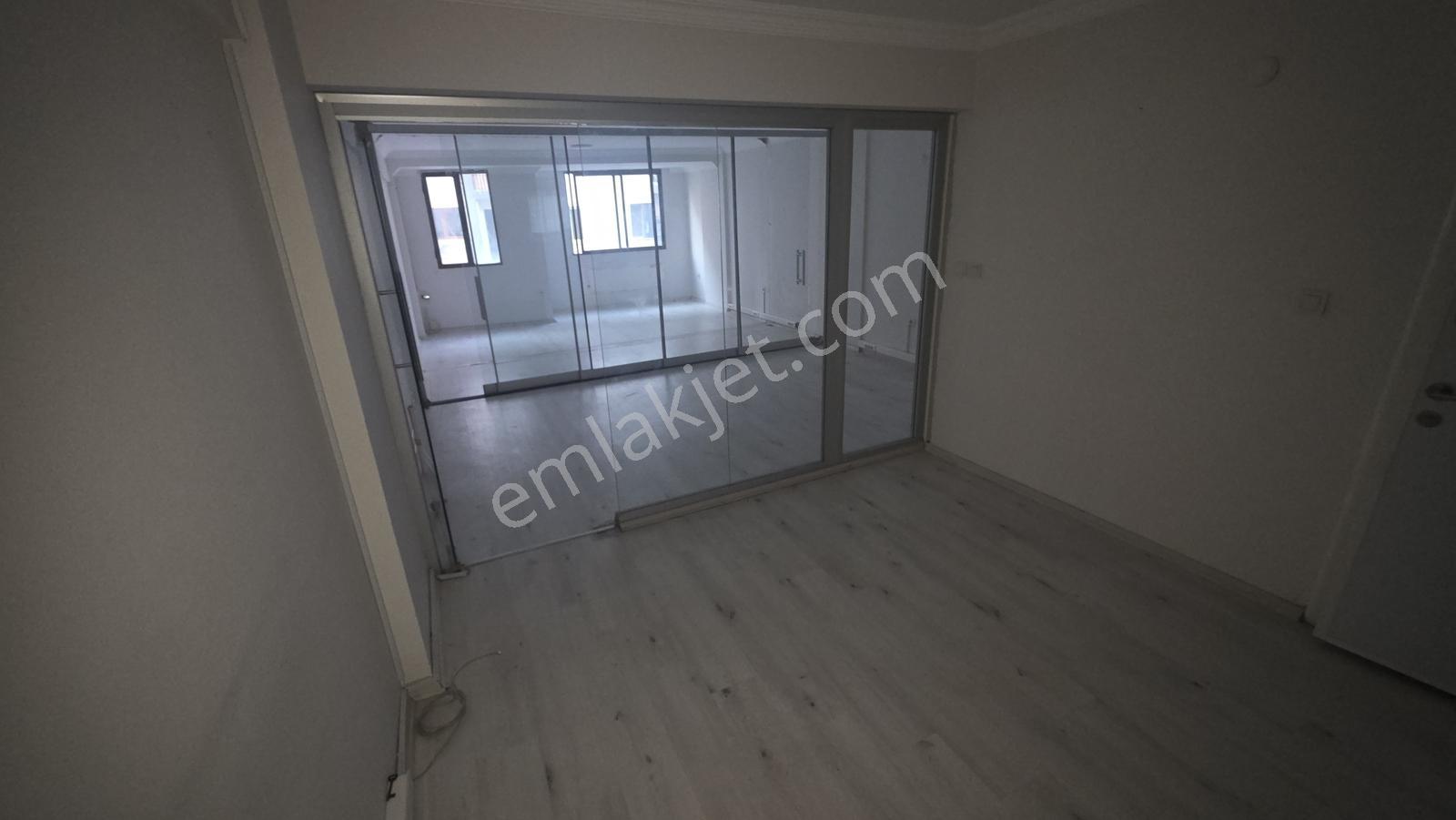 Alsancak Kıbrıs Şehitlerinde Ofis - Görsel 25