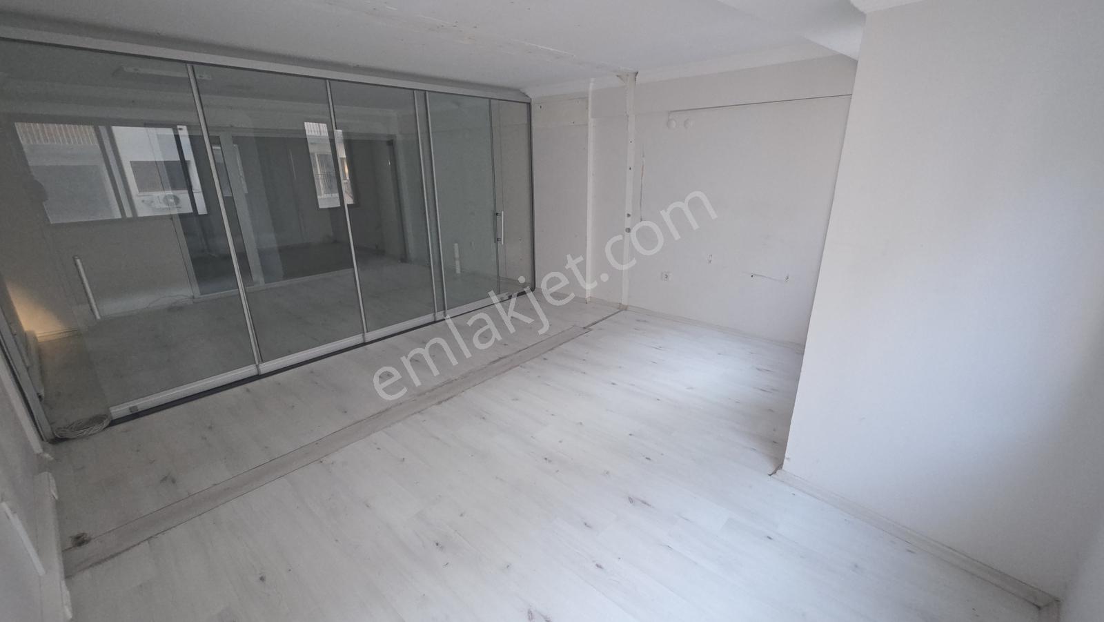 Alsancak Kıbrıs Şehitlerinde Ofis - Görsel 8