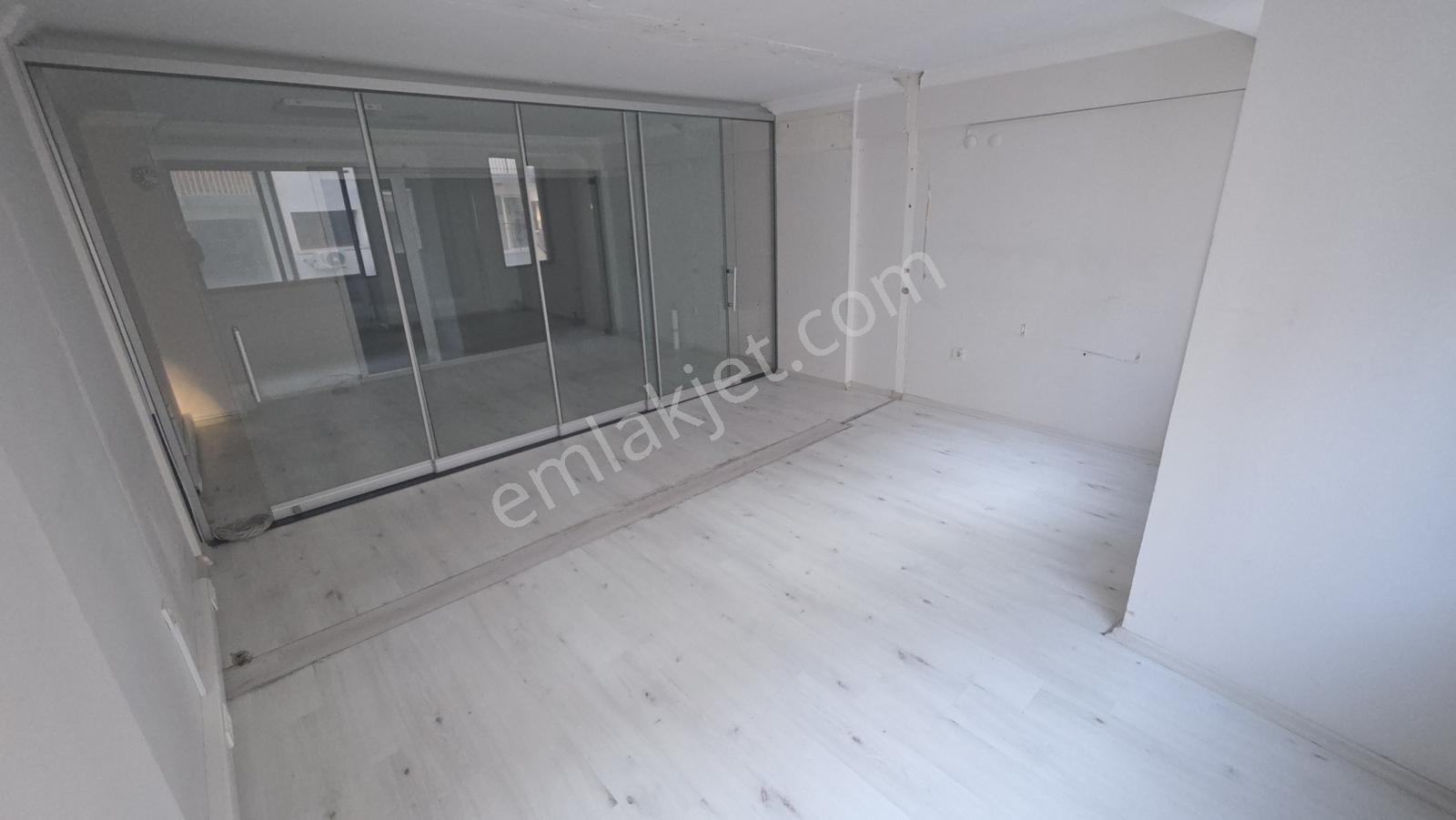 Alsancak Kıbrıs Şehitlerinde Ofis - Görsel 12
