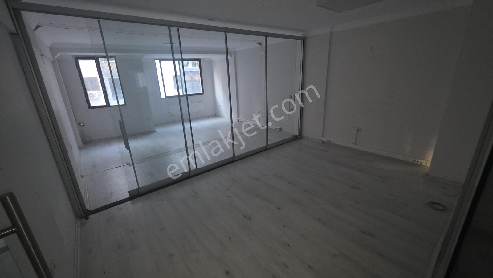 Alsancak Kıbrıs Şehitlerinde Ofis - Görsel 24