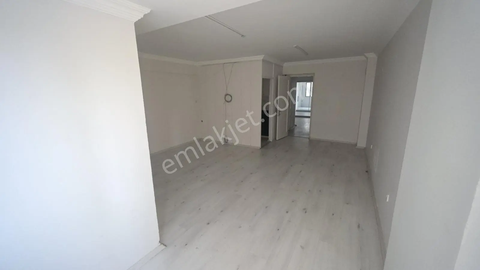 Alsancak Kıbrıs Şehitlerinde Ofis - Görsel 3