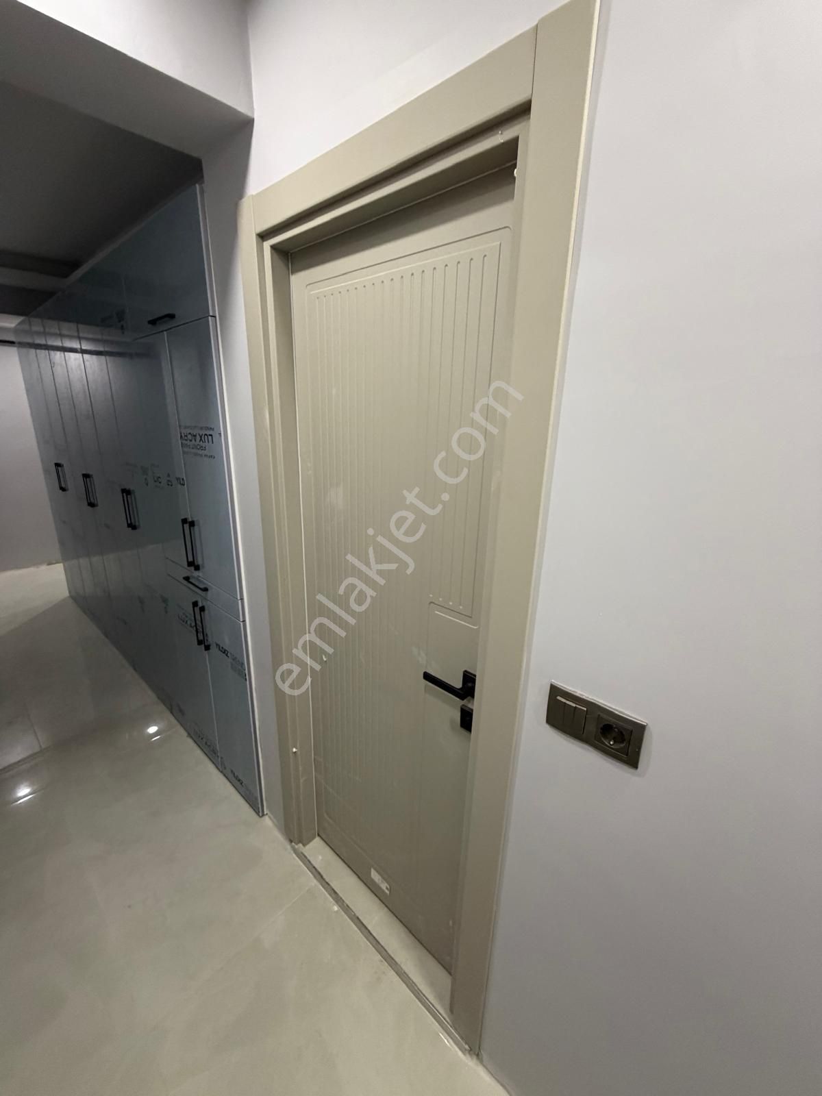 58. Bulvar'a Cephe Sıfır 2+1 Daire (oturuma Hazır) - Görsel 14