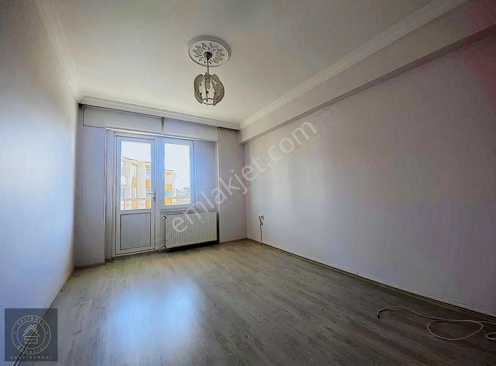 26 Kasım Caddesi Civarında Kiralık Ebeveyn Banyolu 3+1 Daire - Görsel 2