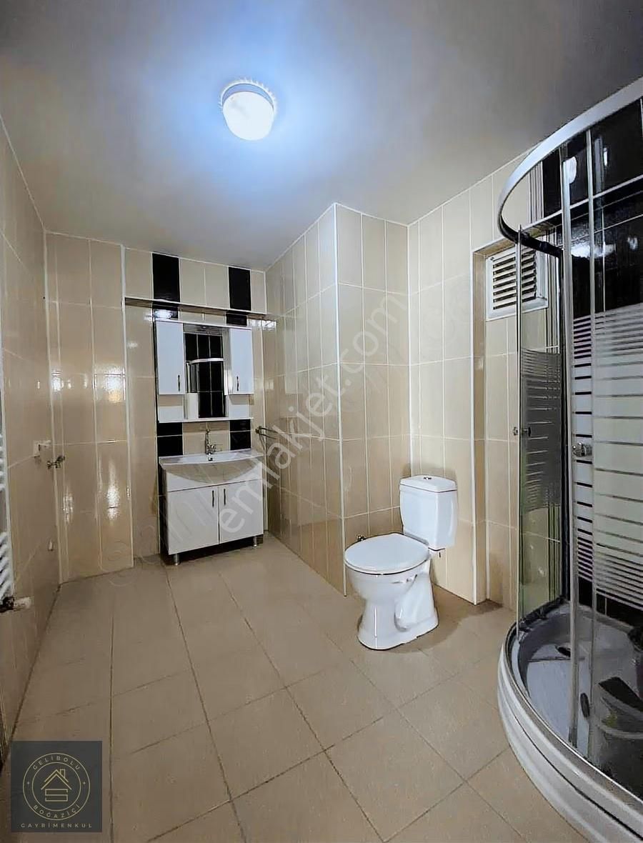 26 Kasım Caddesi Civarında Kiralık Ebeveyn Banyolu 3+1 Daire - Görsel 12