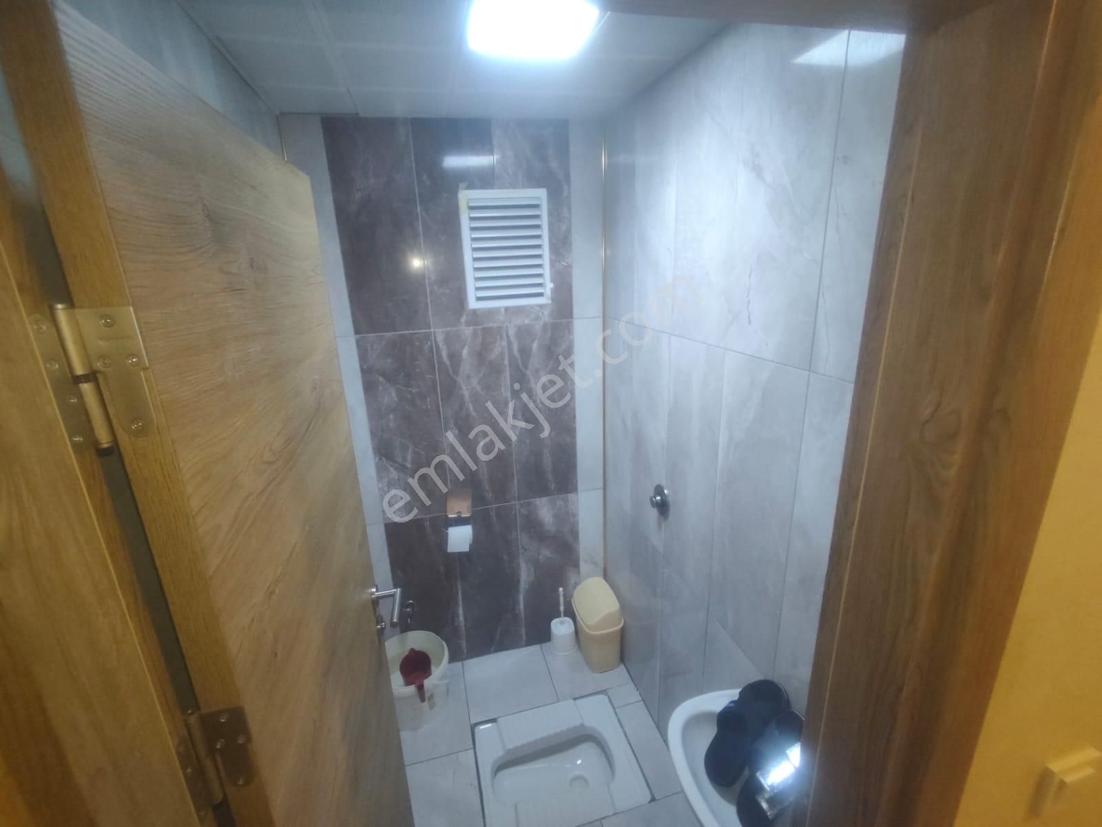 Yılmaz Gayrimenkulden 180 Metre Kare Net Ebeveyn Benyolu Kacırılmayacak 4+1 Fırsat Dairesi - Görsel 12