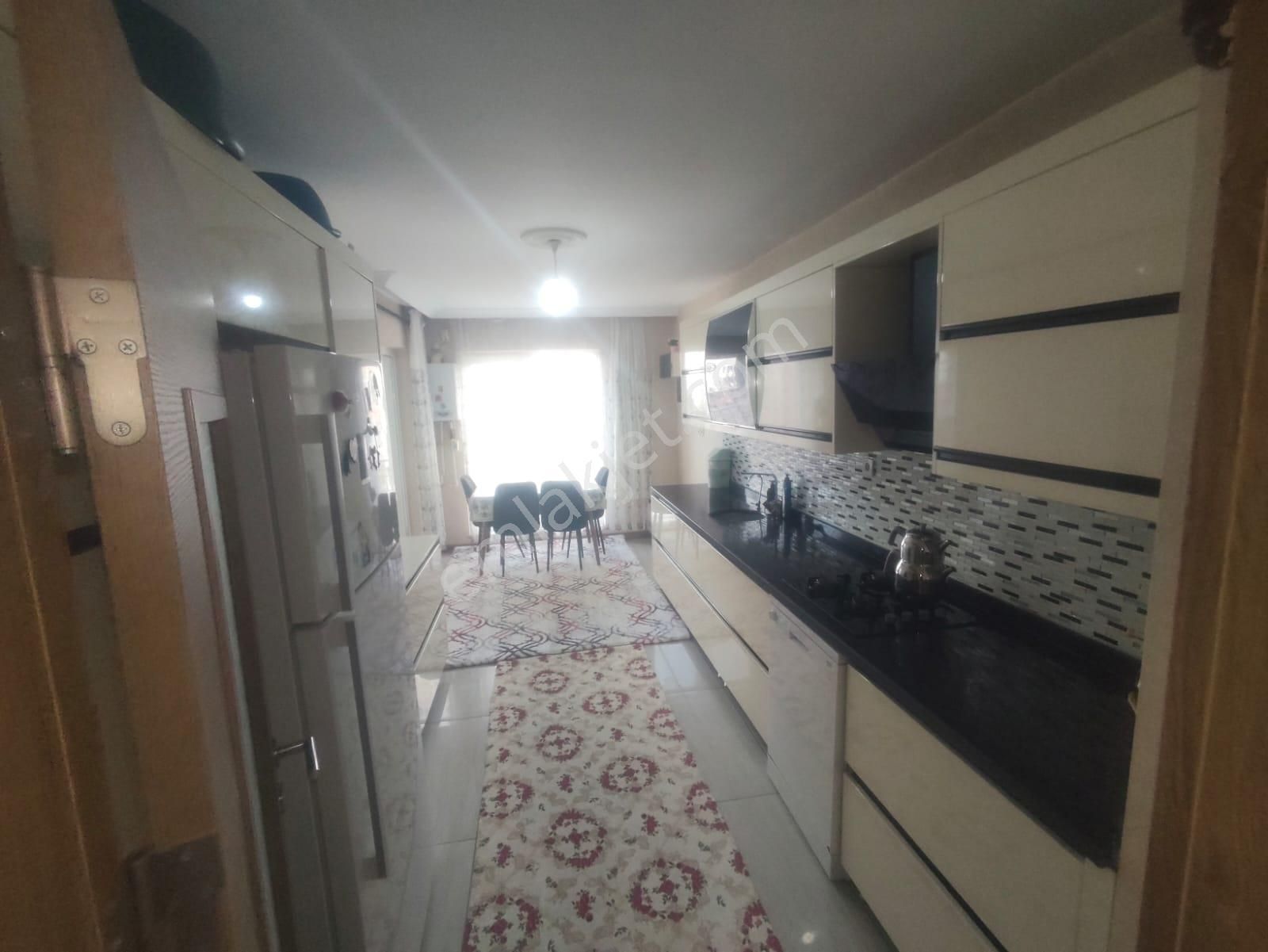 Yılmaz Gayrimenkulden 180 Metre Kare Net Ebeveyn Benyolu Kacırılmayacak 4+1 Fırsat Dairesi - Görsel 34