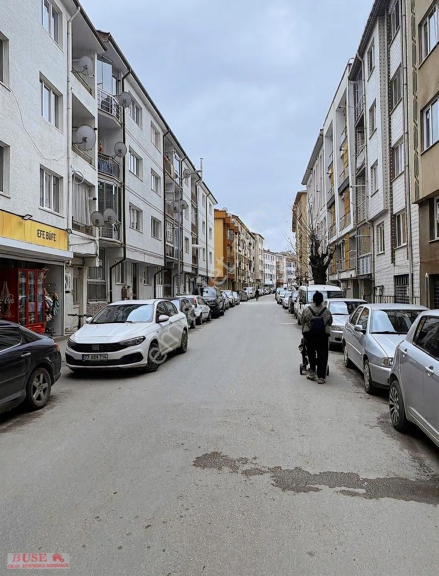 Bahçelievler Mahallesinde Satılık 3+1 Daire - Görsel 3