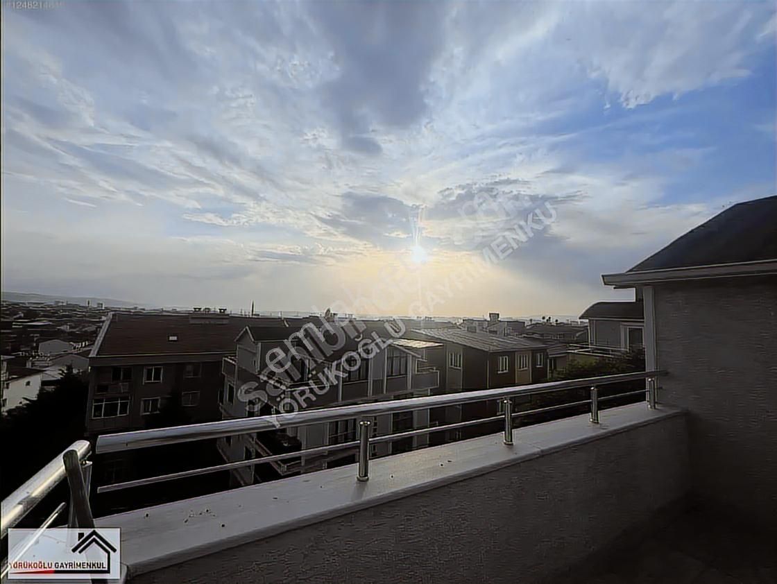 Akpınar Mahallesinde Metroya Yakın Satılık 3+1 Dublex Daire