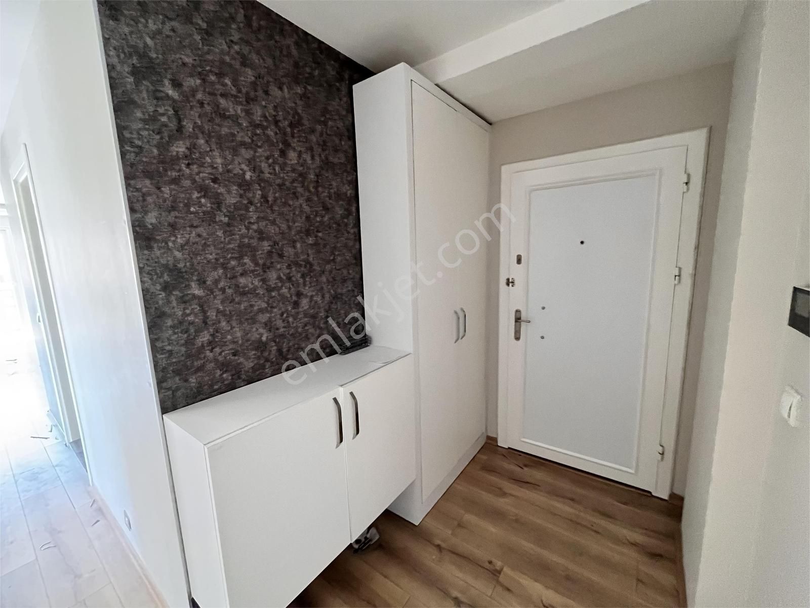 Kiralık Daire 2+1 Kızılarık Mahallesi Cadde Üzeri - Görsel 3