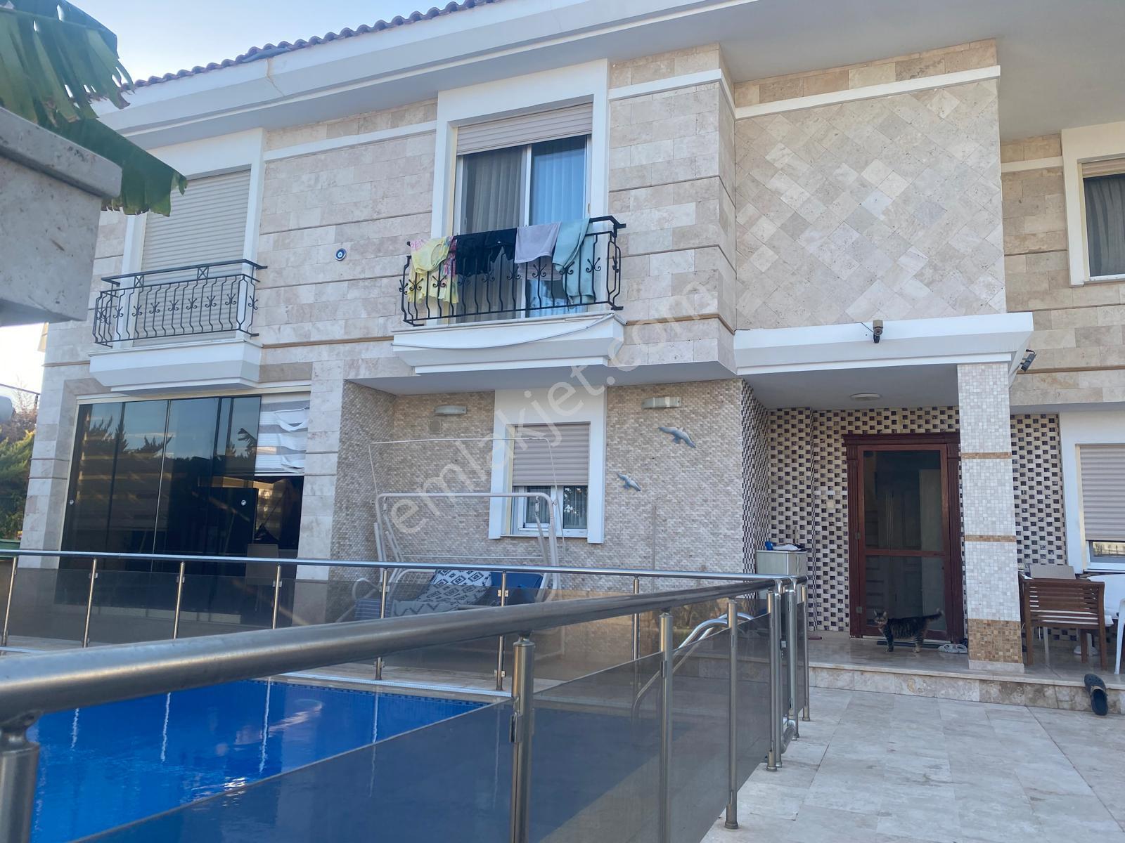 Çeşme Ilıca Yıldızburnu Mevkiine Yakın Sezonluk Kiralık Villa - Görsel 20