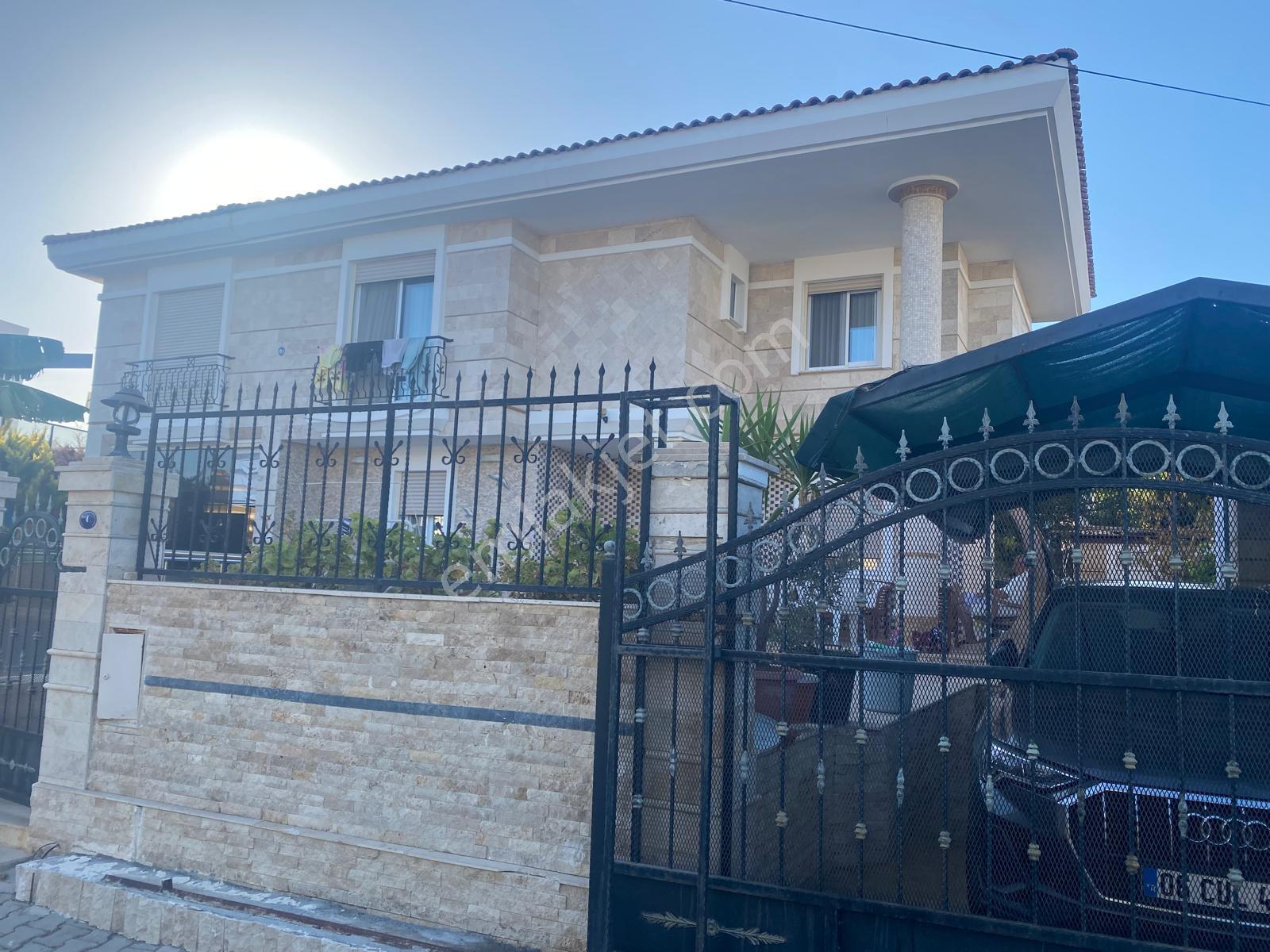 Çeşme Ilıca Yıldızburnu Mevkiine Yakın Sezonluk Kiralık Villa - Görsel 2