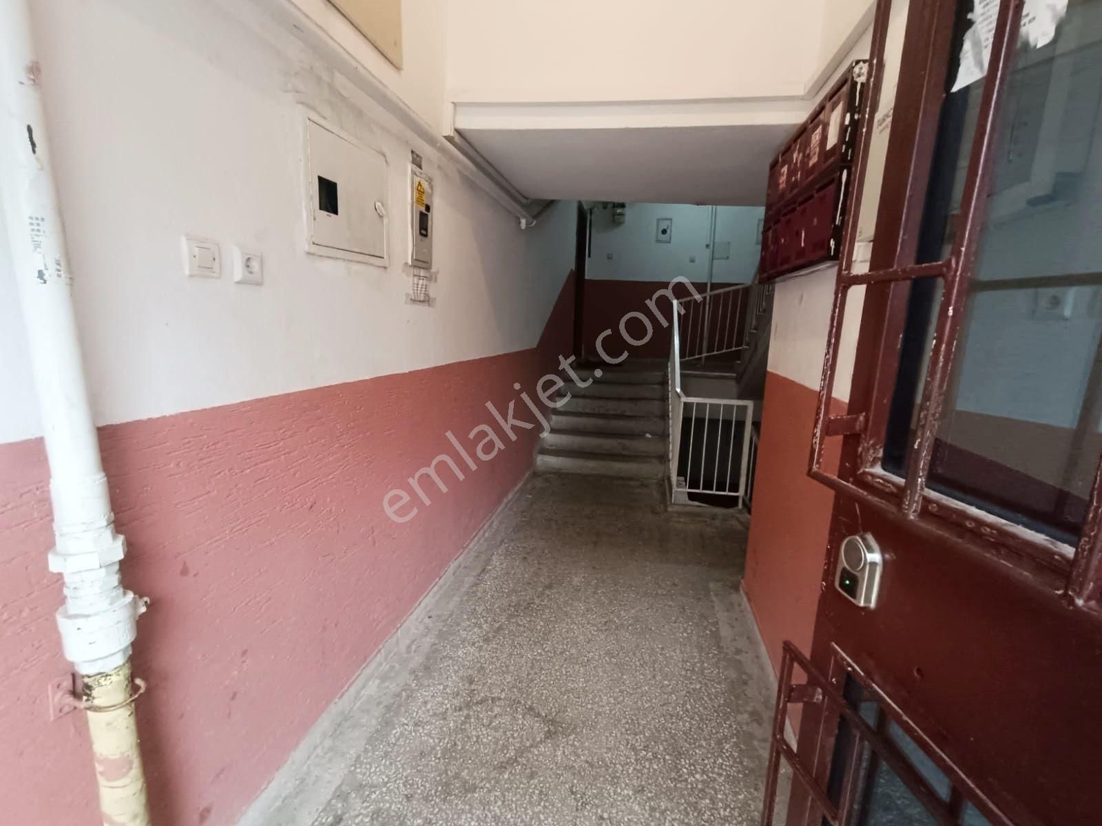 Sincan Atatürk Mhde 2+1 Yüksek Giriş Kat Konumunda Yapılı Balkonlu Daire - Görsel 35